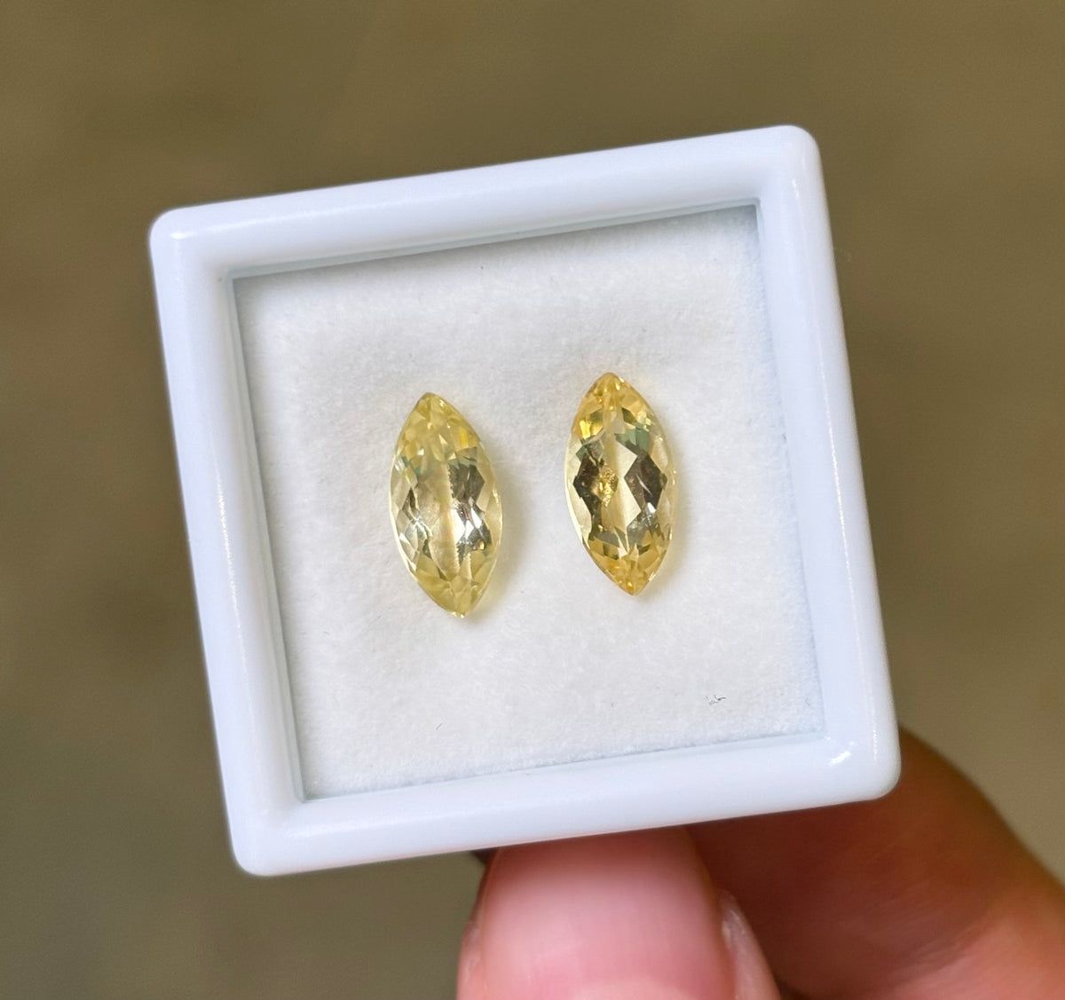 2.20ct Golden Beryl Marquise PAIR THAIC0988