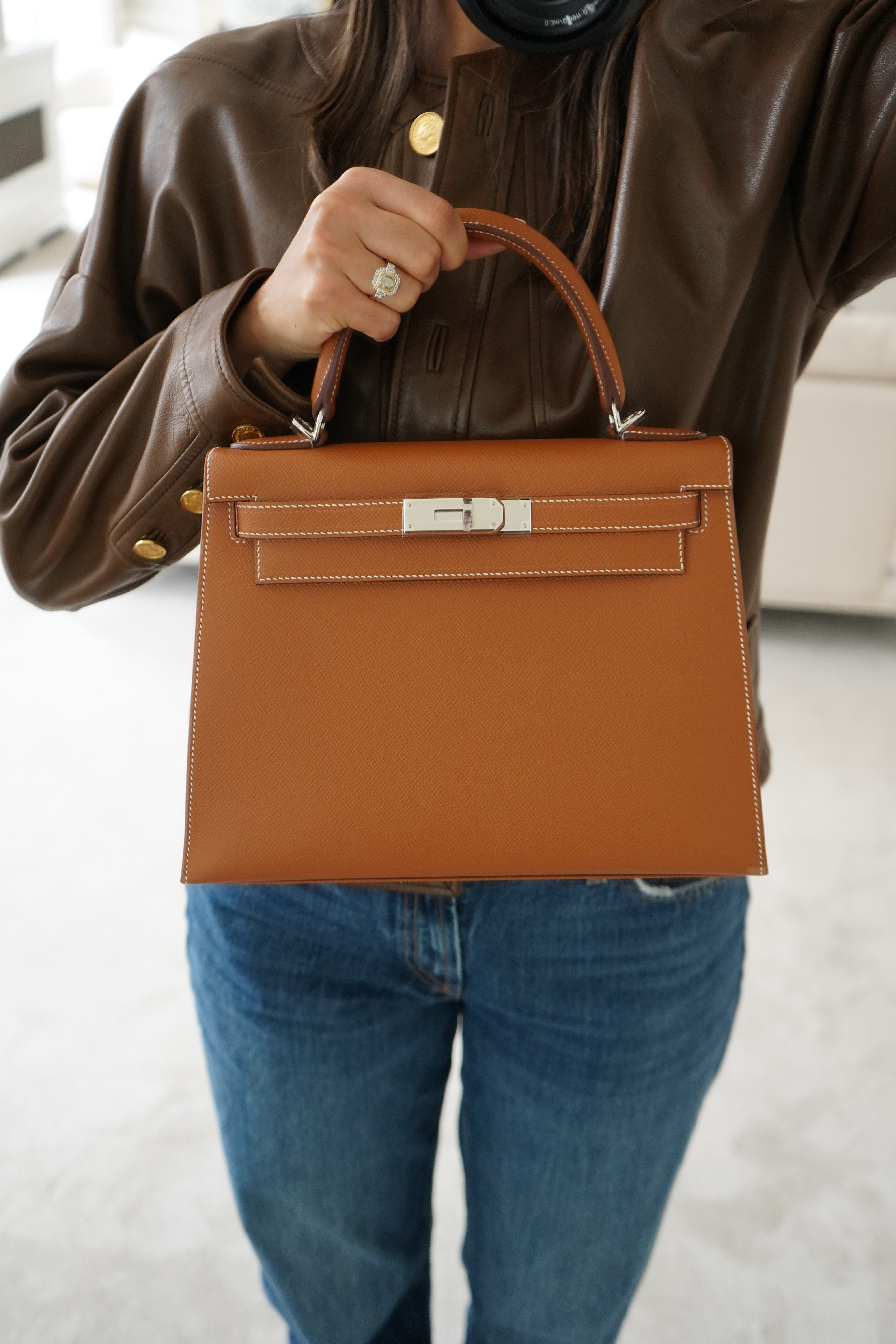 *LONDON LOCATED* HERMÈS KELLY 28CM GOLD Epsom Leather with Palladium Hardware