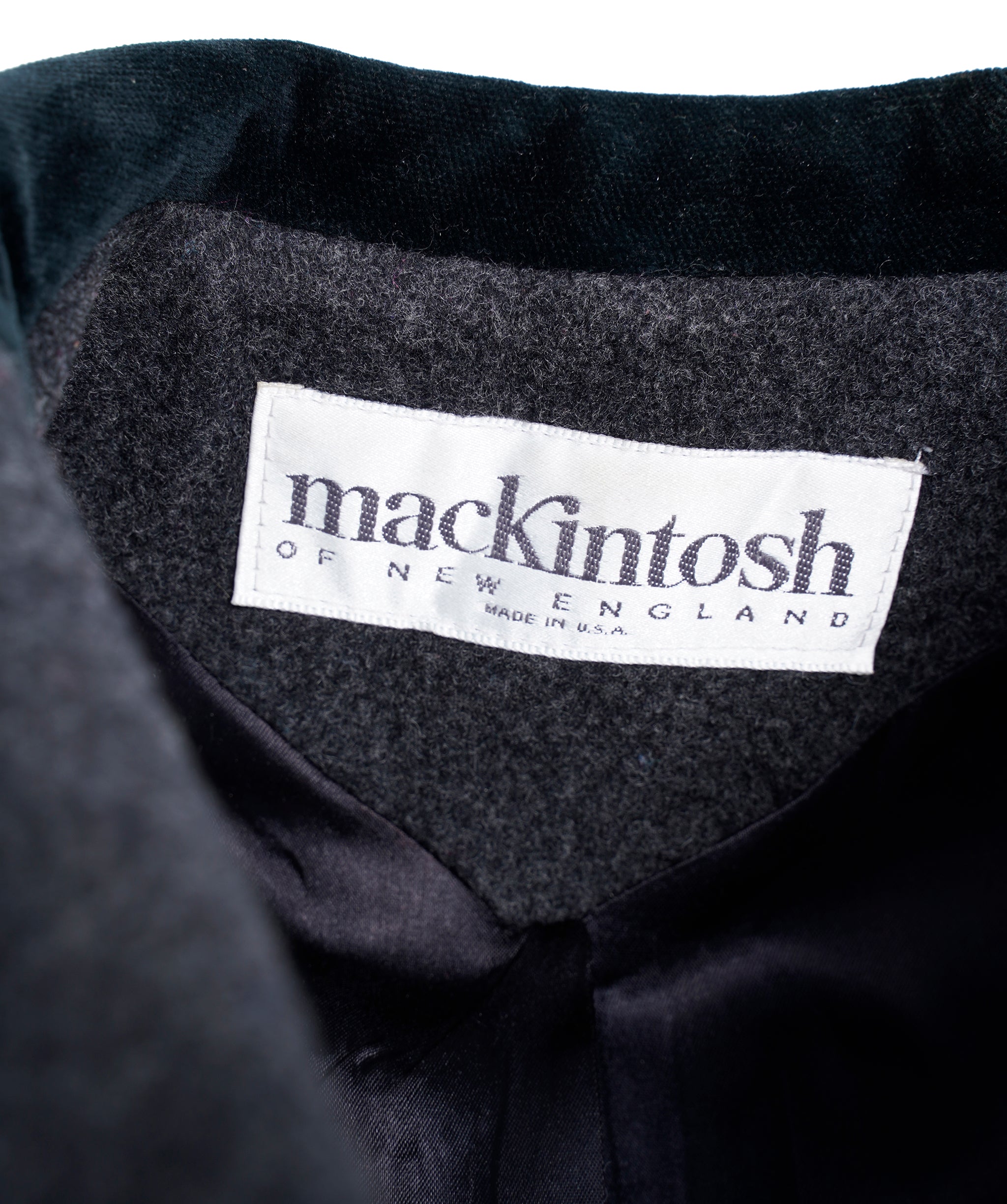 Vintage mackintosh grey coat with velvet collar ABC1024