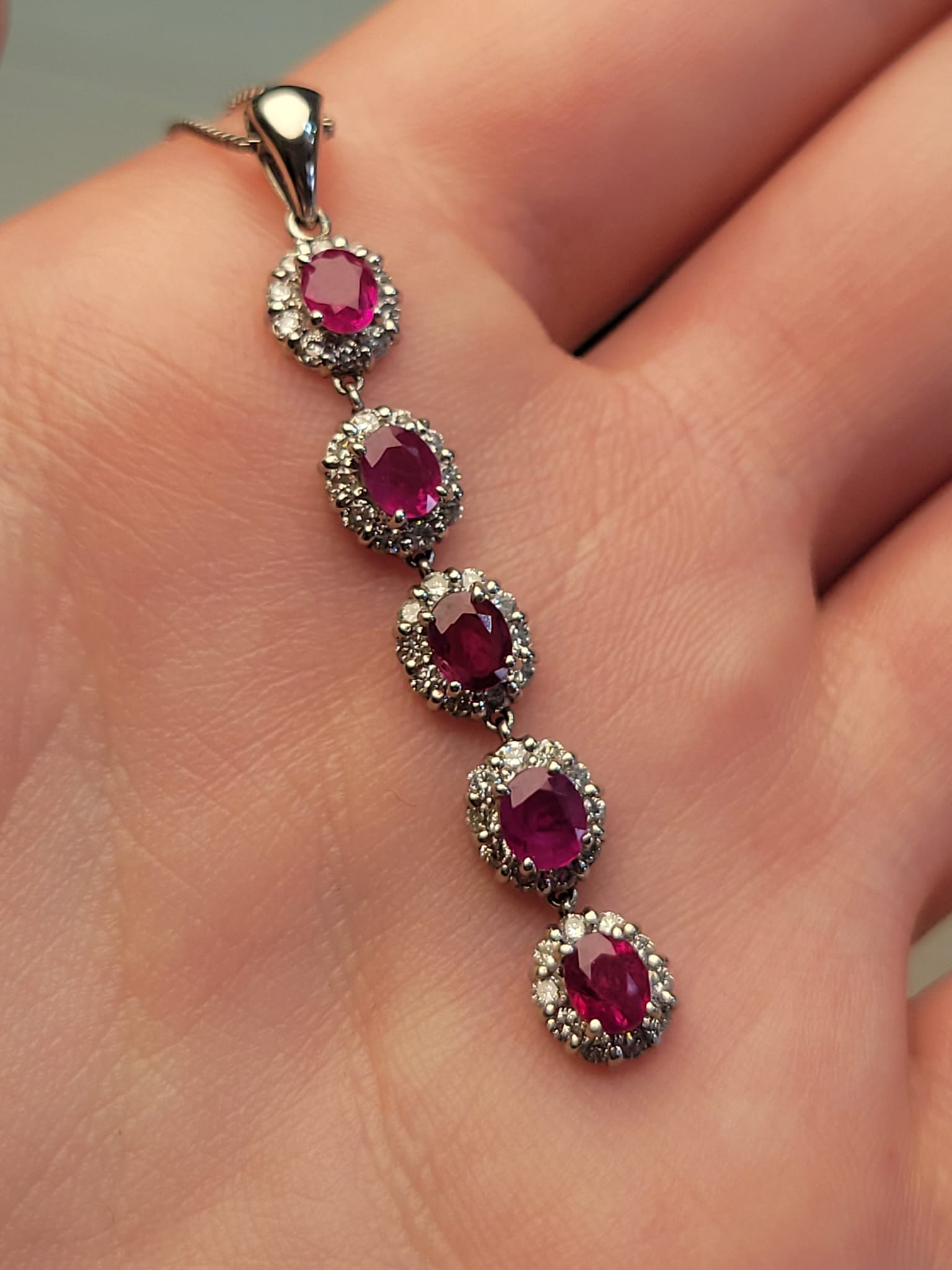 Ruby Necklace in Pt900 / R1.57ct / D0.70ct (48cm) 5288 JJC0608