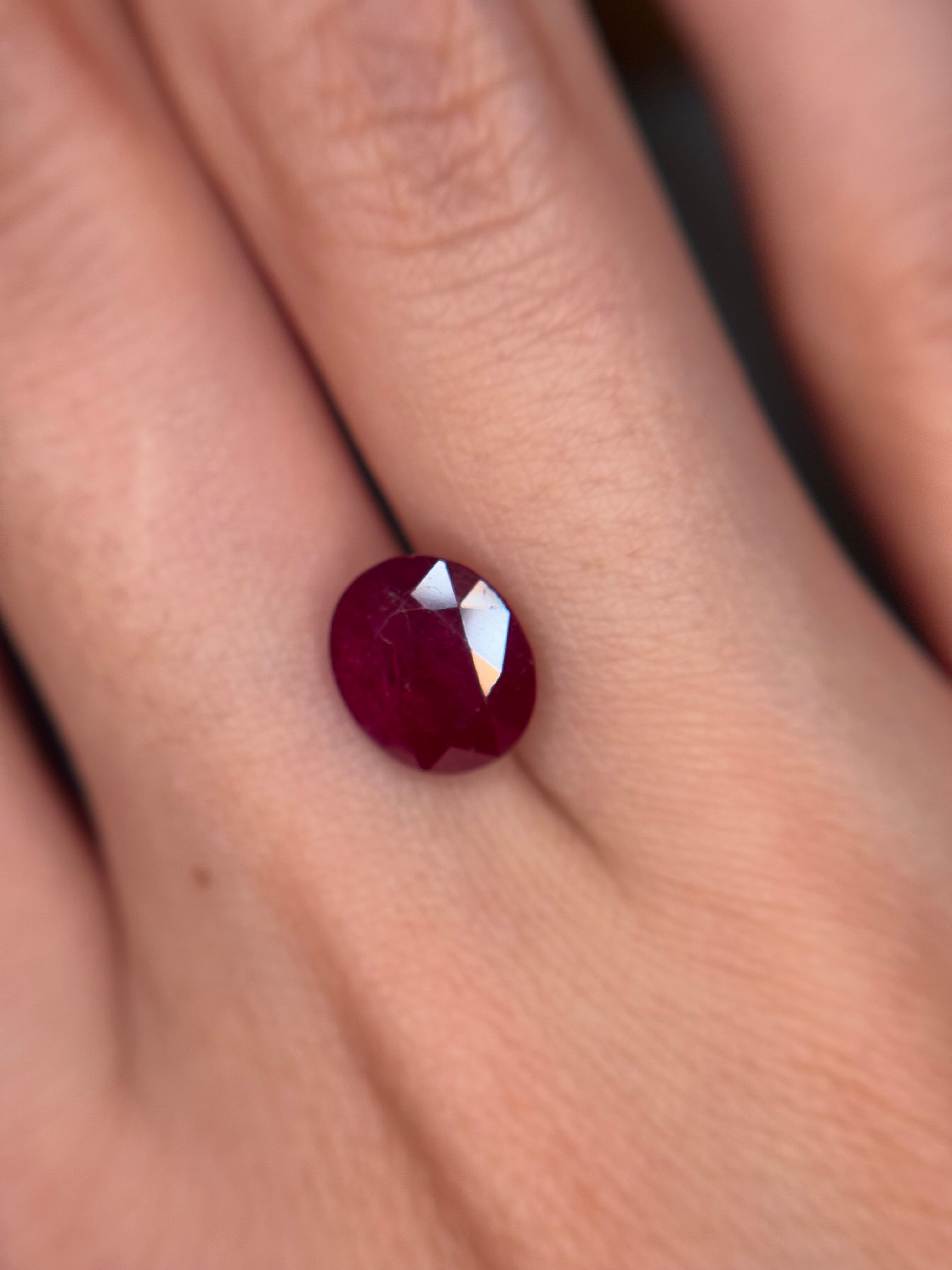 2.50ct Red Ruby Mozambique with certificate  THAIC0552