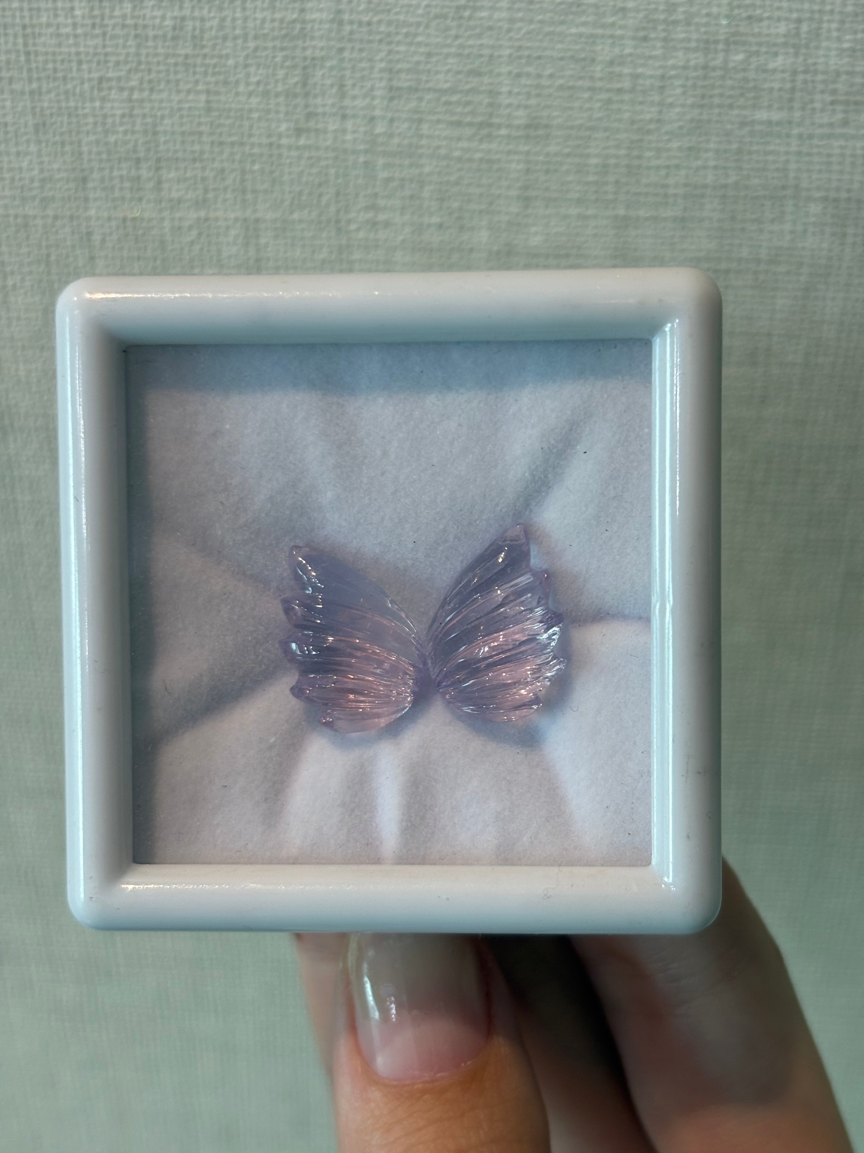 14.00ct Lavender Moon Quartz Butterfly Wings THAIC0244