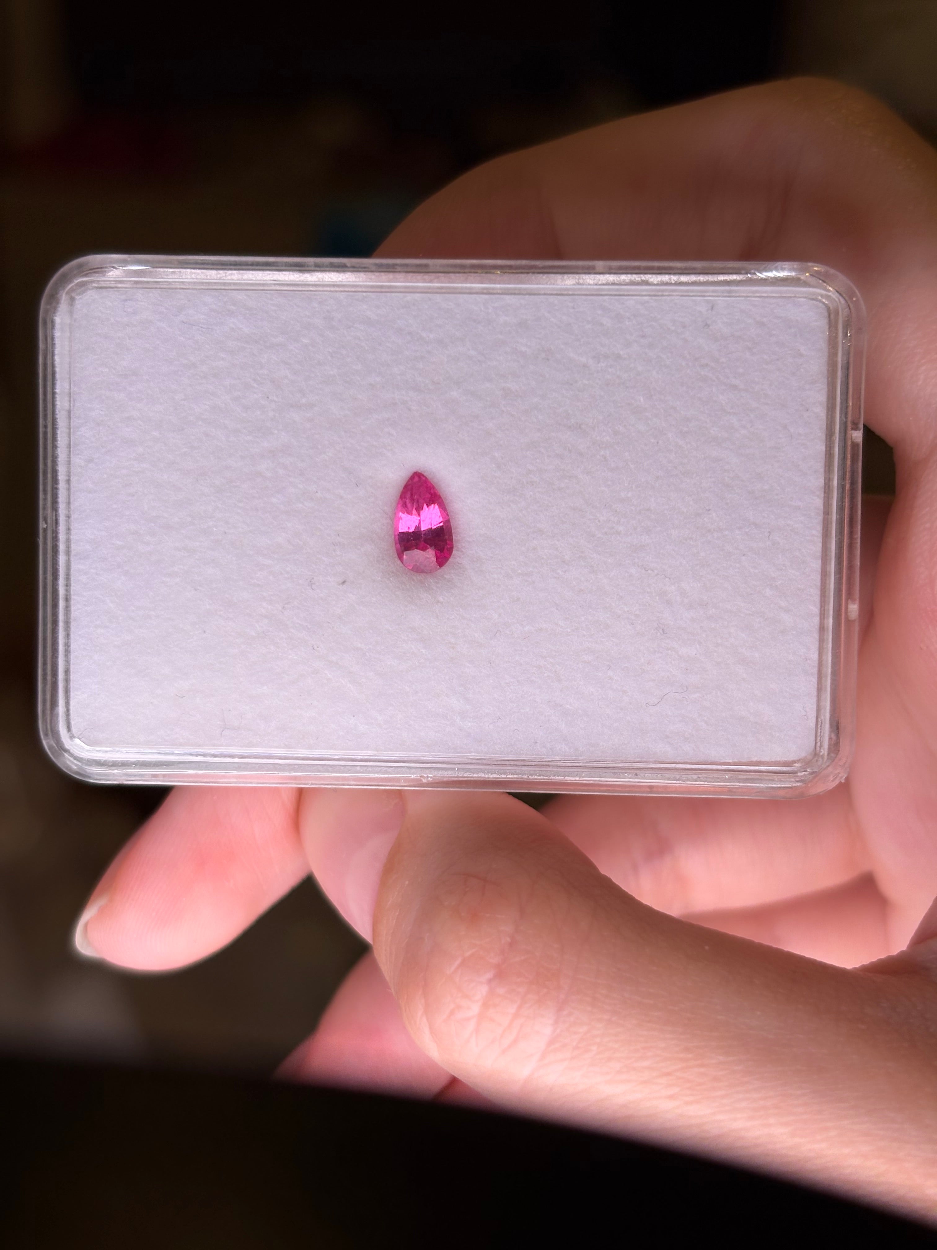 0.55ct Mahenge Spinel Pear DXBCS4578