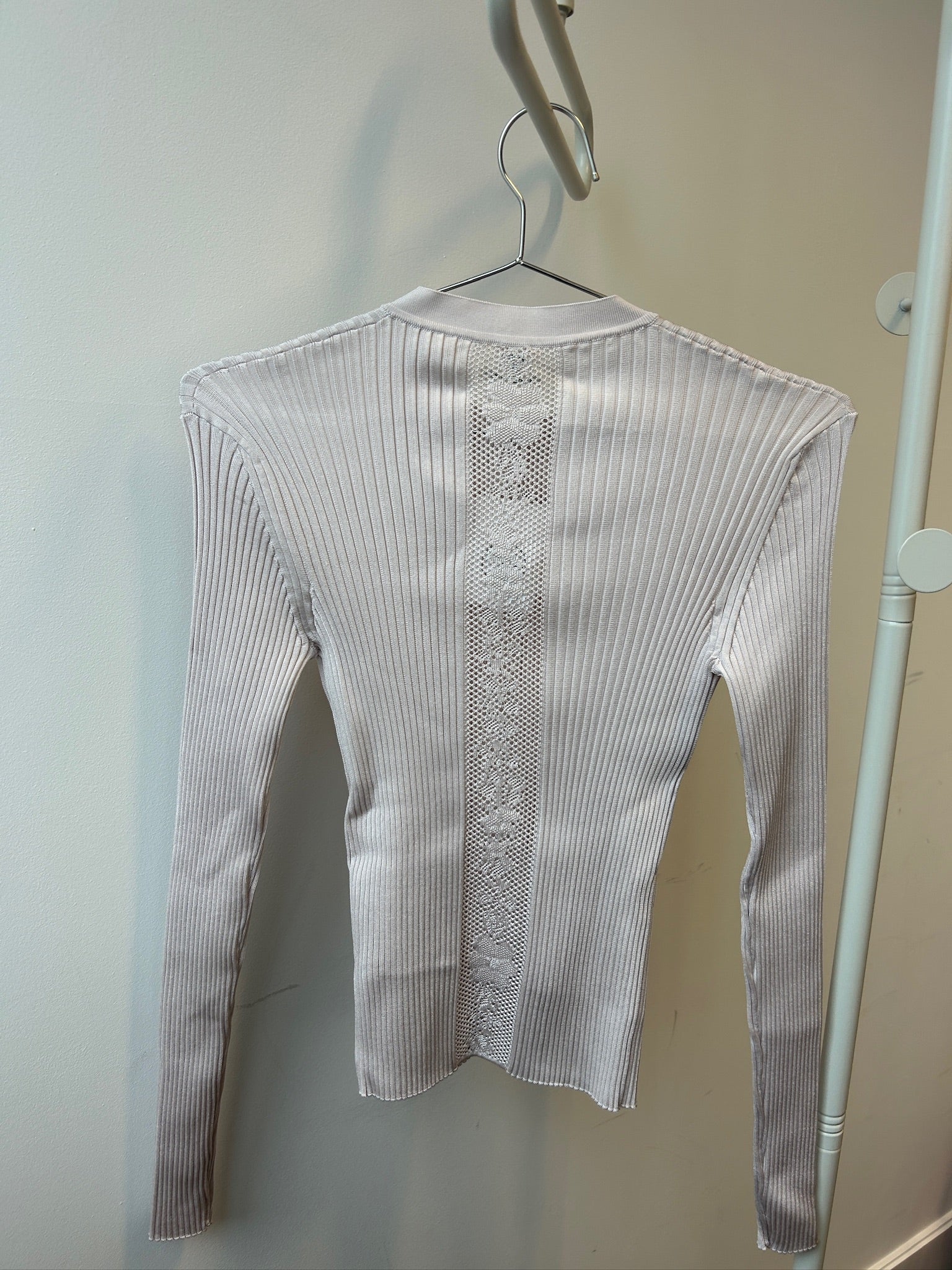 Size 38 - Hermès Pink Ribbed Knit Long Sleeve Crewneck Cardigan