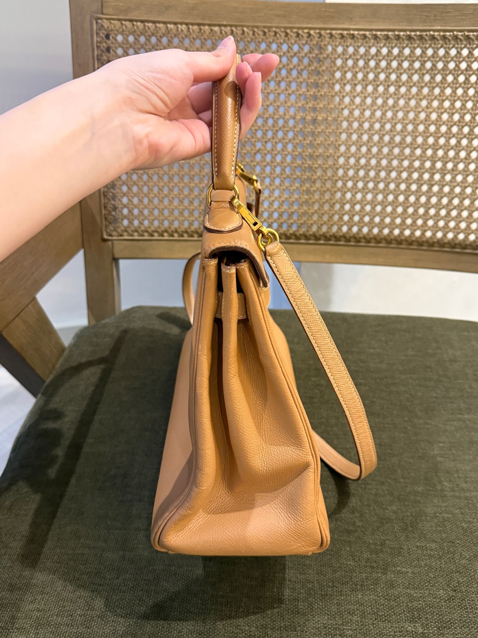 Hermès Kelly 32 – Caramel  epsom Leather – Vintage – With Strap – Gold Hardware