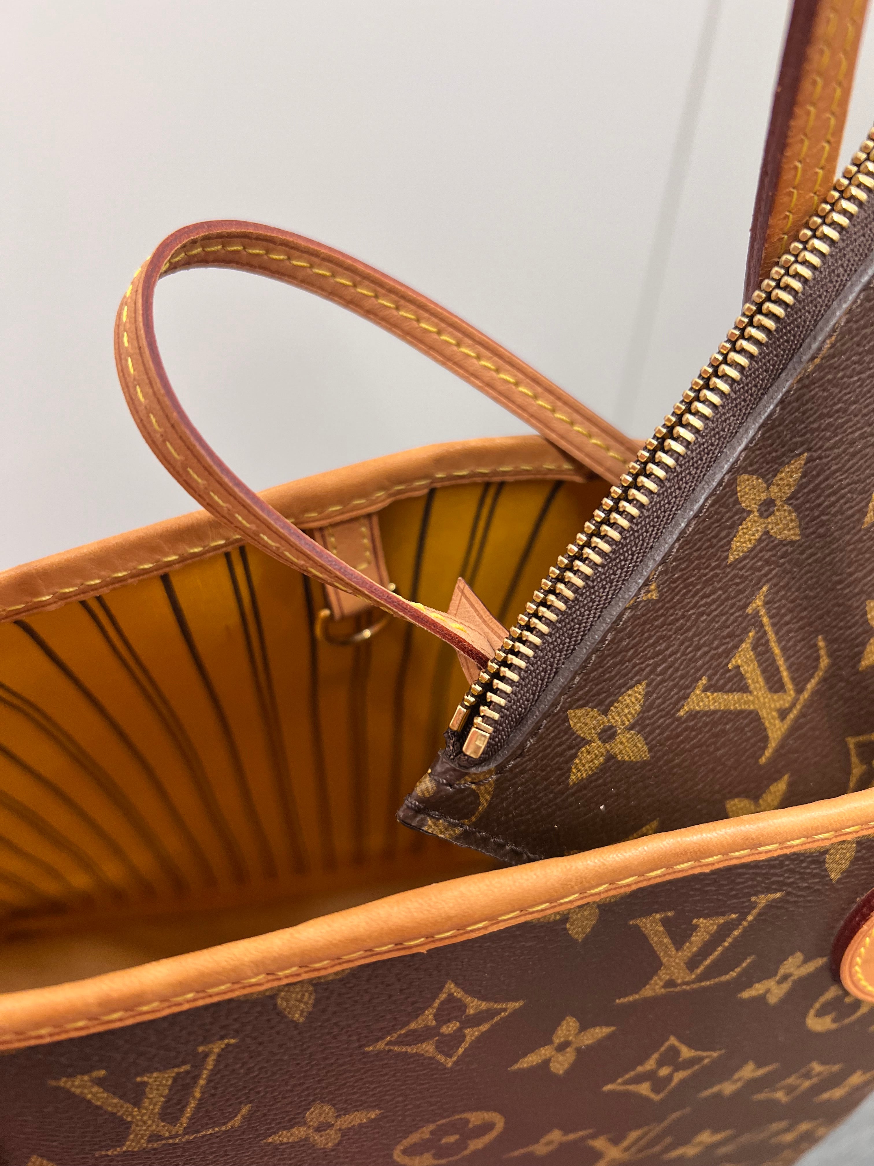 LOUIS VUITTON Neverfull MM M40997 B08256U8MH