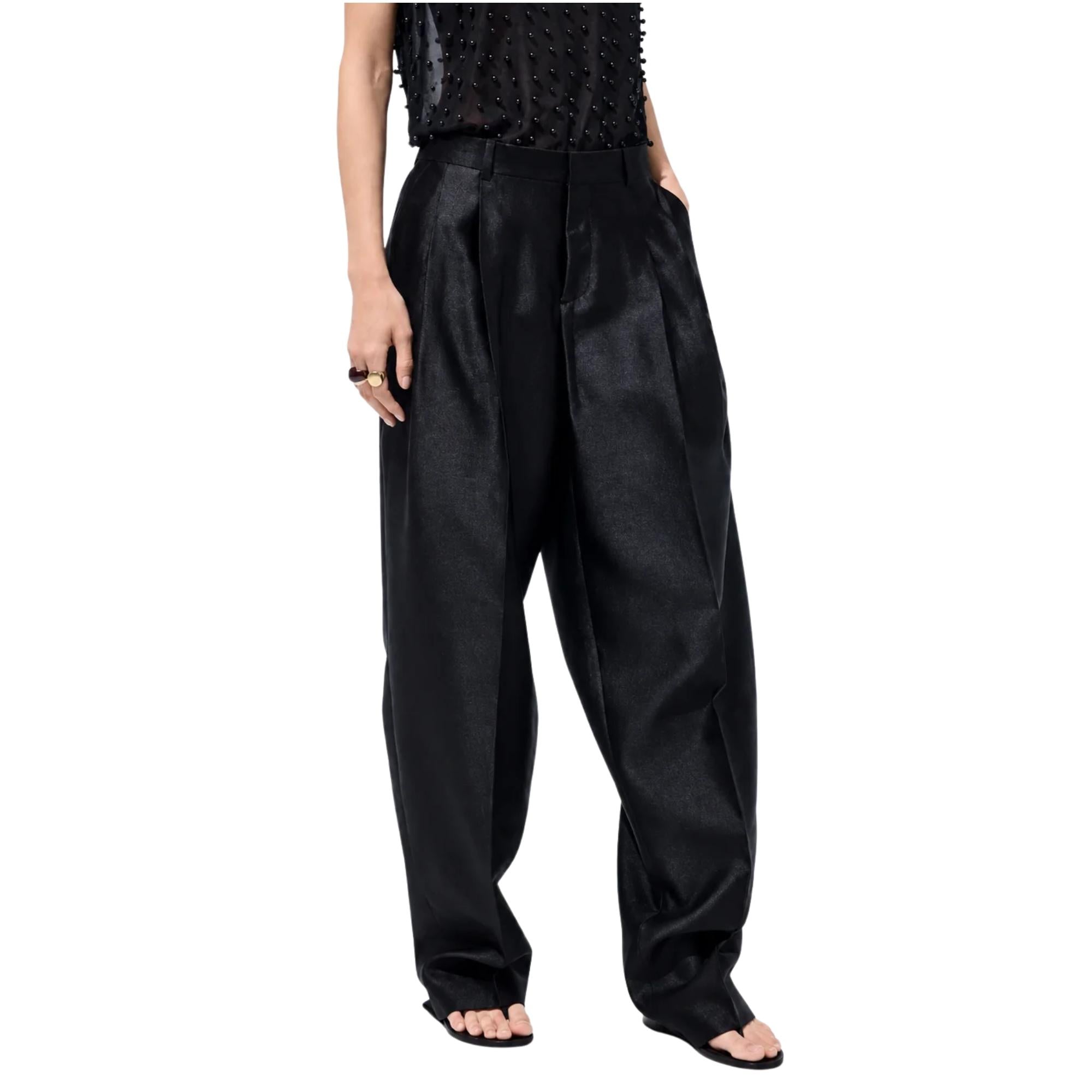 FRONT-PLEATED TAILORED TROUSERS (بنطلون)“VELORÉ”
