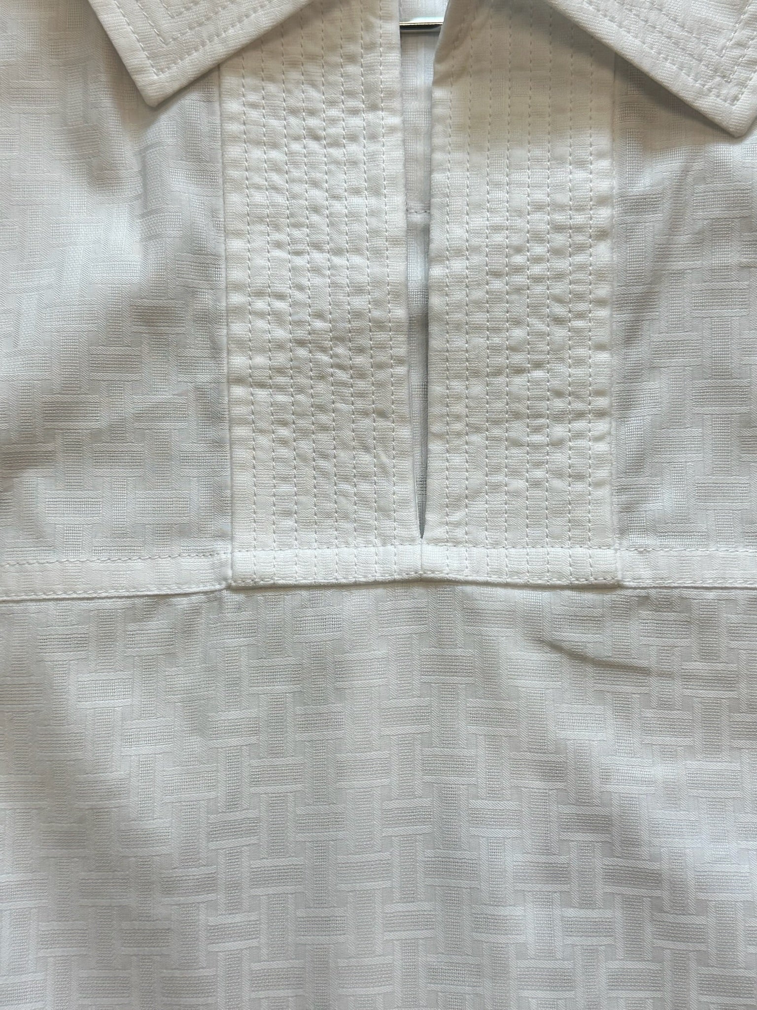 Size 40 - Hermès Cropped Polo Blouse in Mosaique Gauze