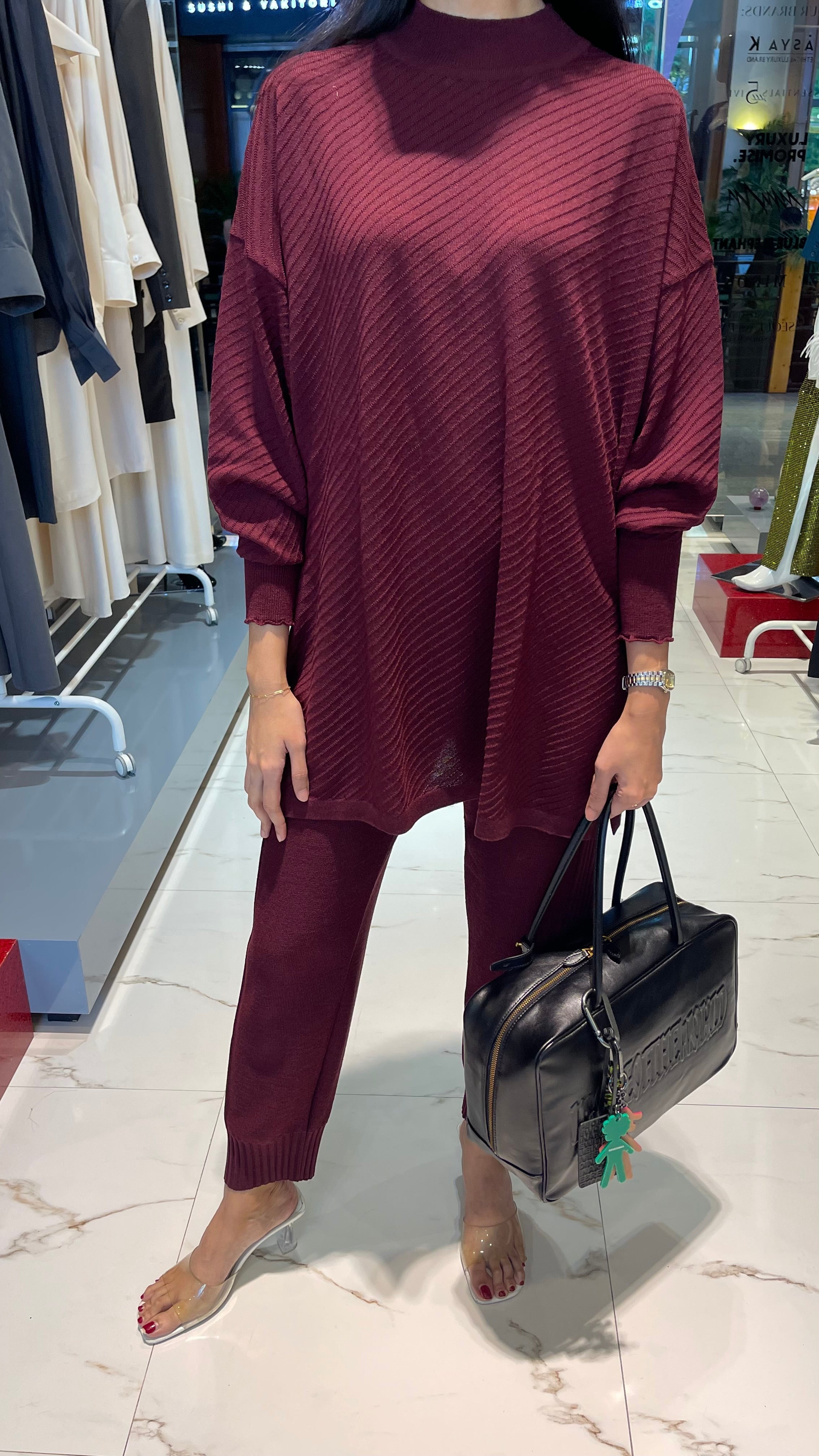 LOOSE FIT ALONDRA SET (SWEATER & TROUSERS)