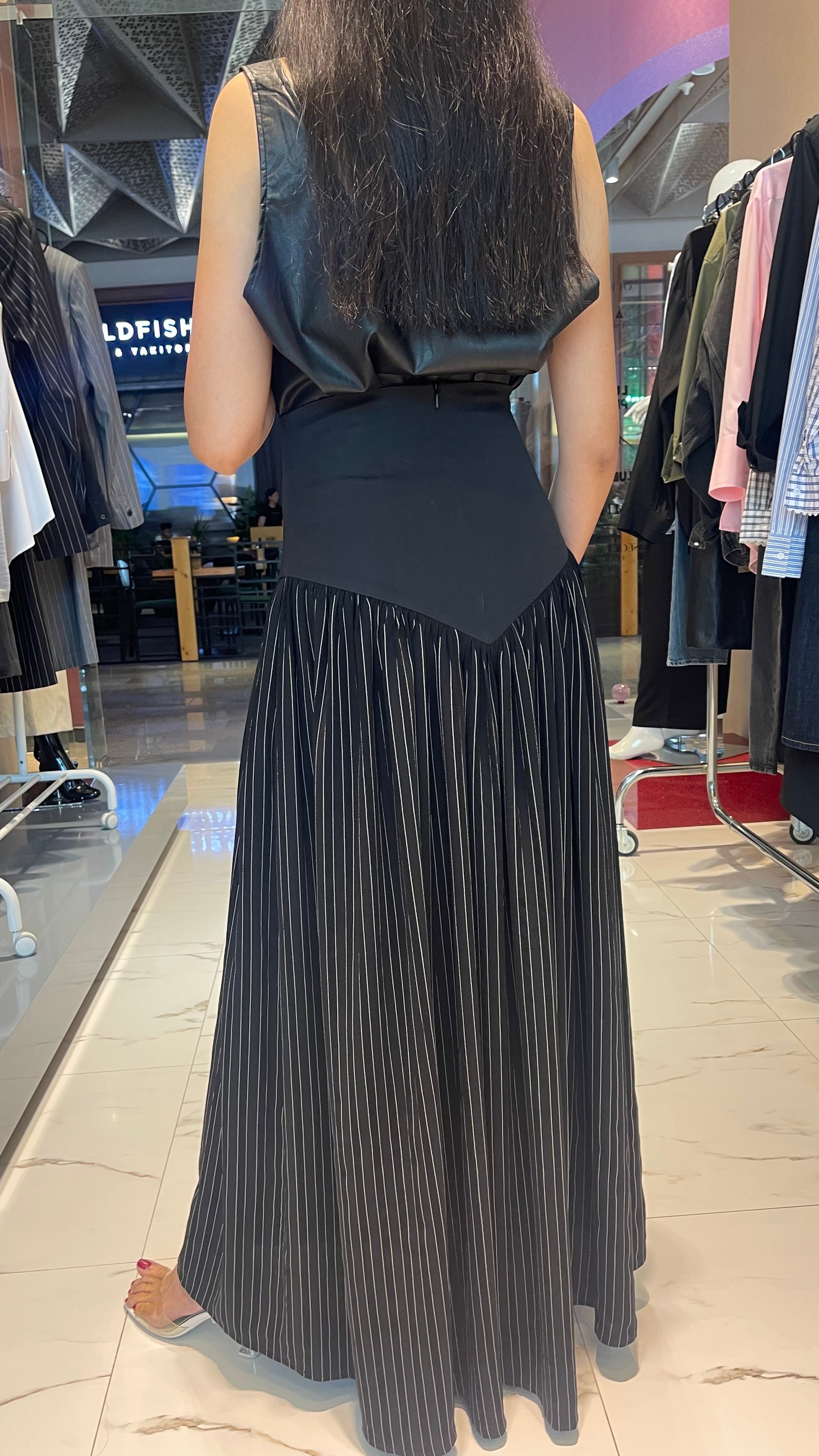 HIGH WAIST PINSTRIPE SKIRT (التنورة) “PIUPIU”