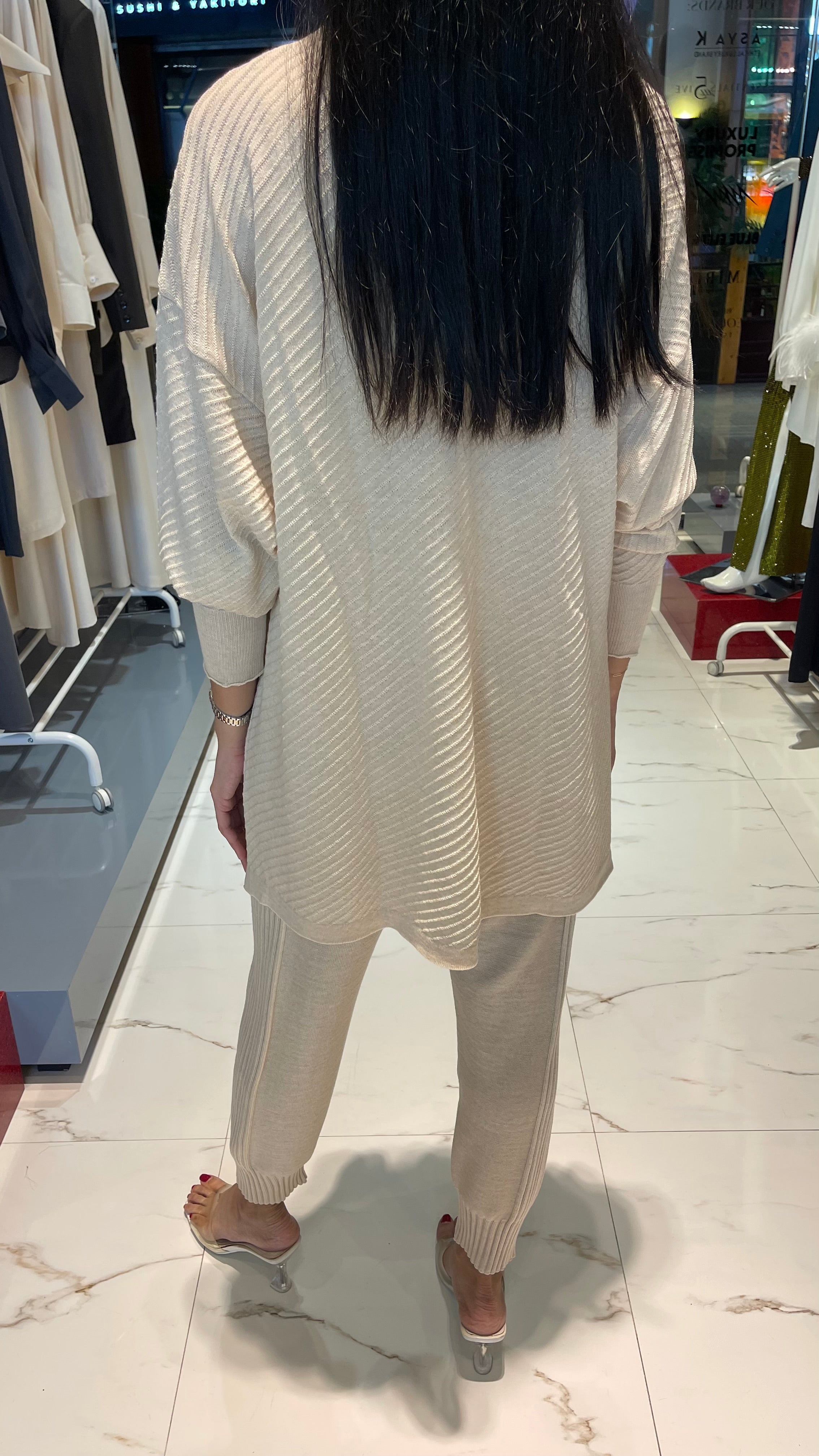 LOOSE FIT ALONDRA SET (SWEATER & TROUSERS)