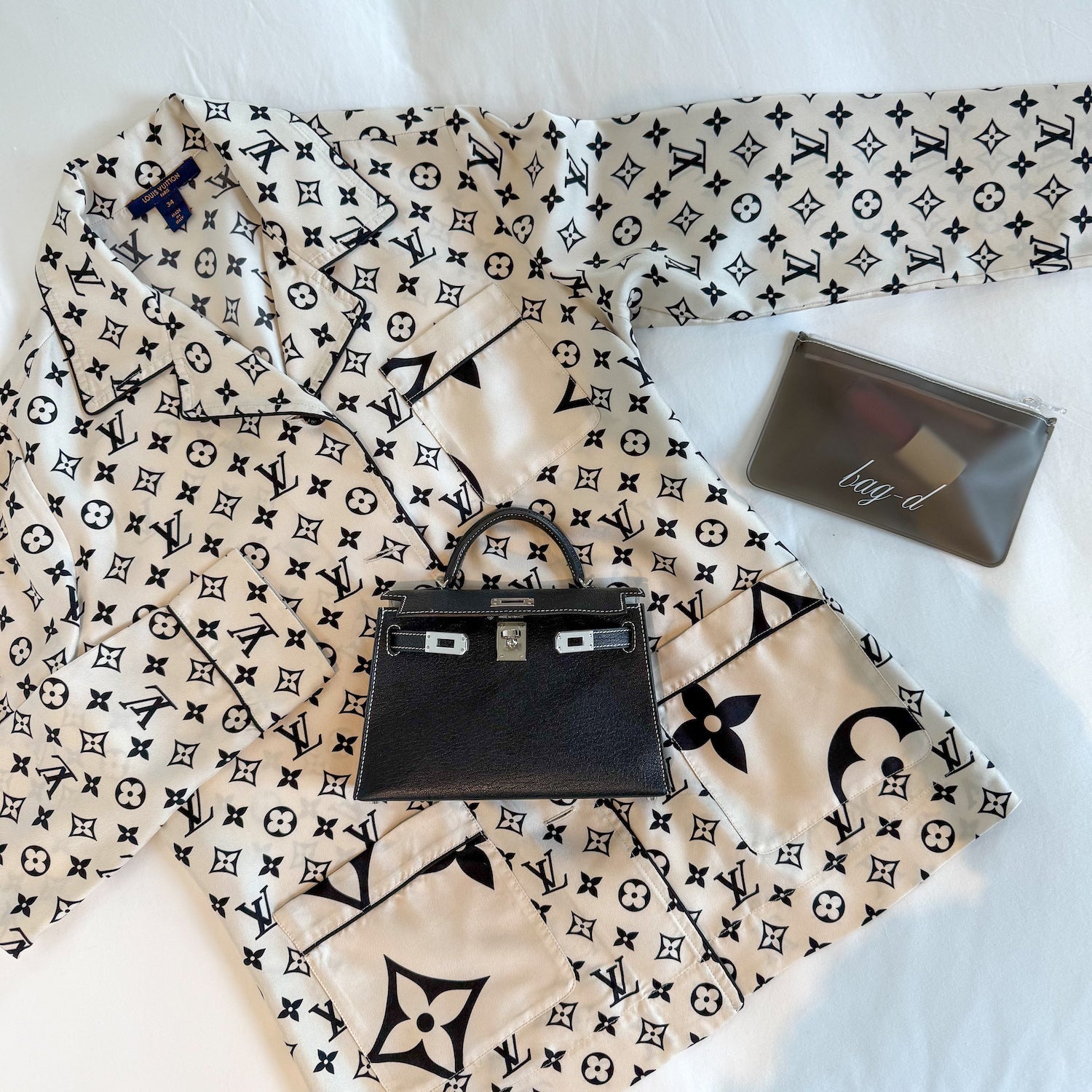 The Everything Pouch Grey