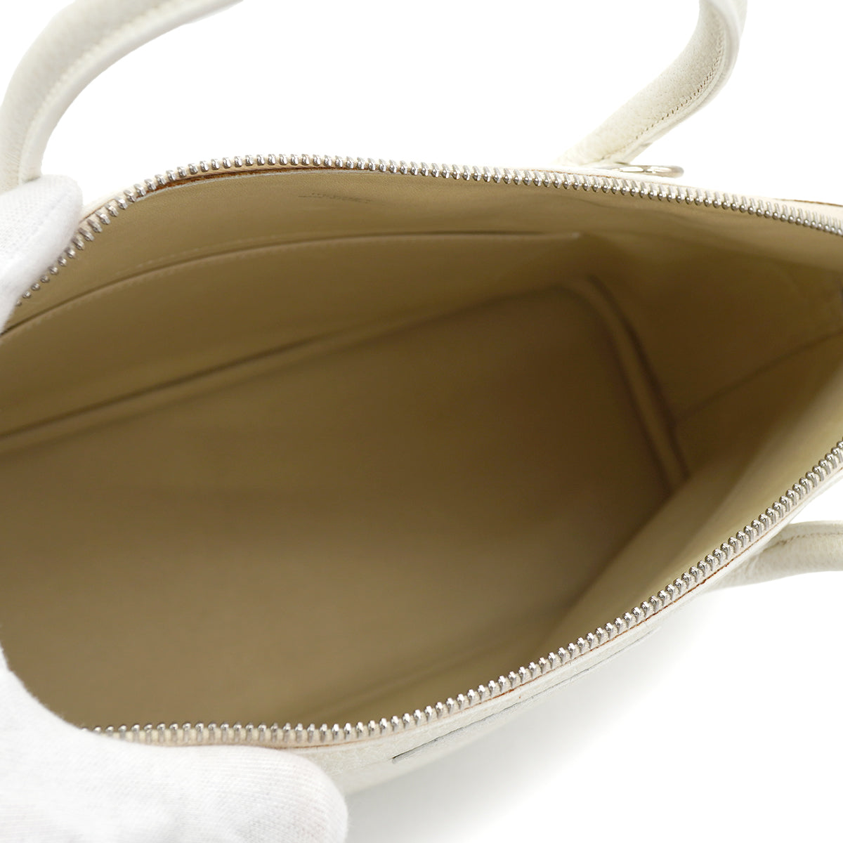 HERMES BOLIDE 35 WHITE BUFFLE SKIPPER HAND SHOULDER BAG 2001 SQUARE E PALLADIUM HARDWARE 90327060