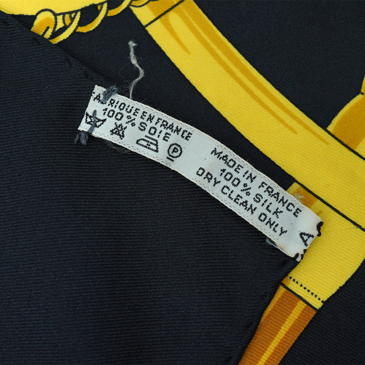 HERMES CARRE 90 SCARF EPERON D'OR BLACK GOLD SILK 90326709