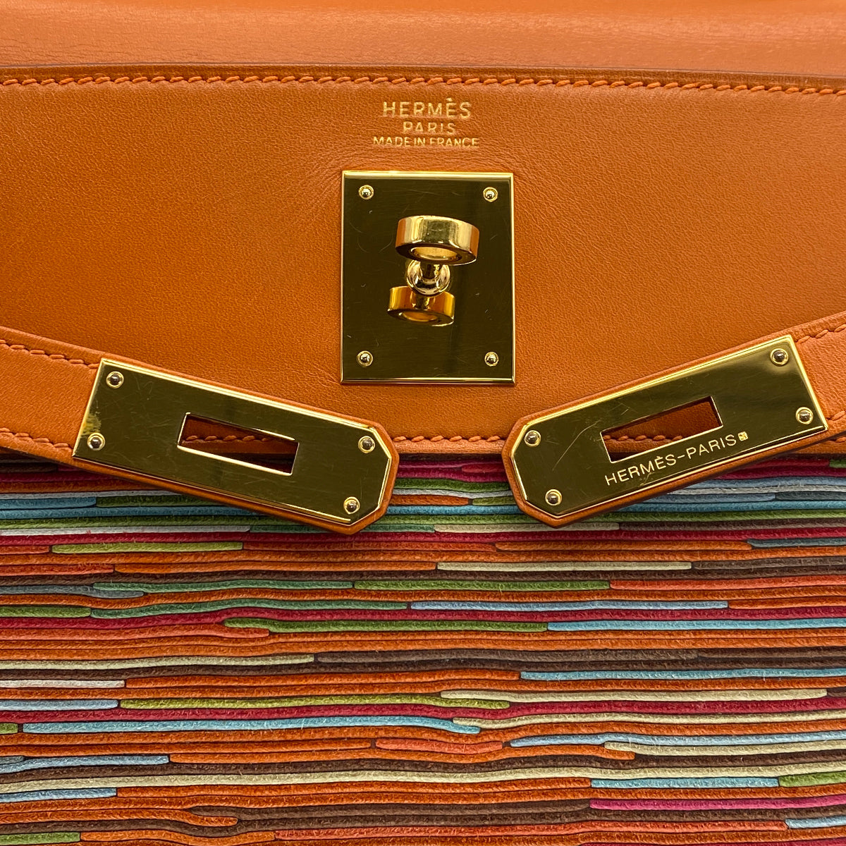HERMES KELLY 32 RETOURNE ORANGE BOXCALF VIBRATO HAND SHOULDER BAG 2005 SQUARE I GOLD HARDWARE 90321165