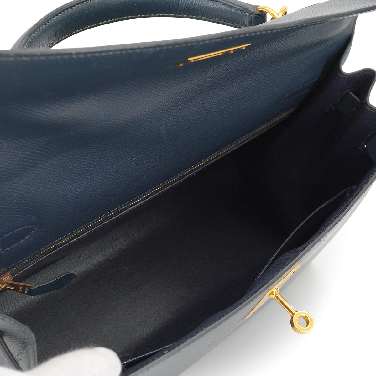 HERMES KELLY 32 SELLIER BLUE INDIGO COURCHEVEL HAND SHOULDER BAG 2000 SQUARE D GOLD HARDWARE 90331398