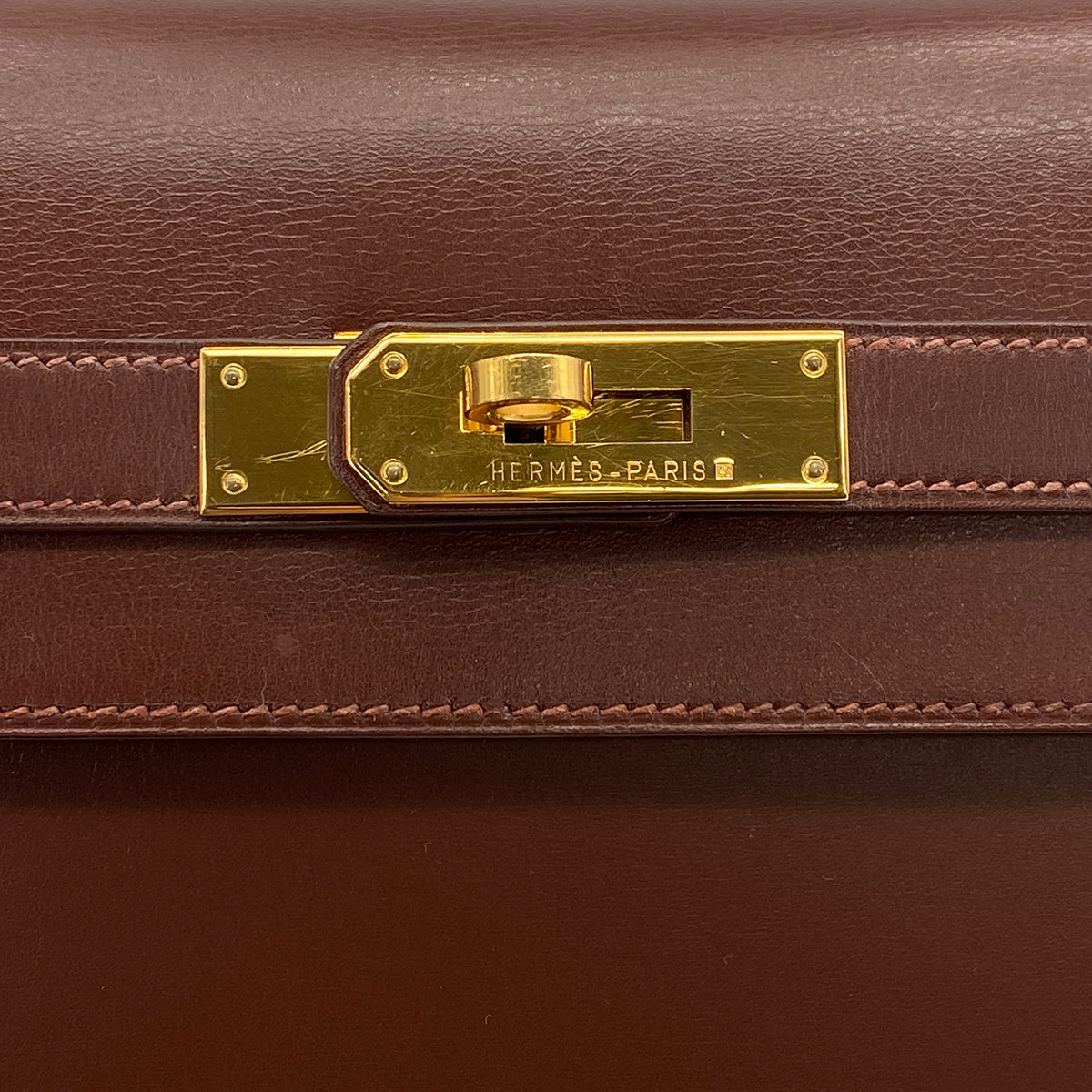 HERMES KELLY 35 SELLIER MARRON FONCE BOXCALF HAND BAG 1998 SQUARE B GOLD HARDWARE 90320997