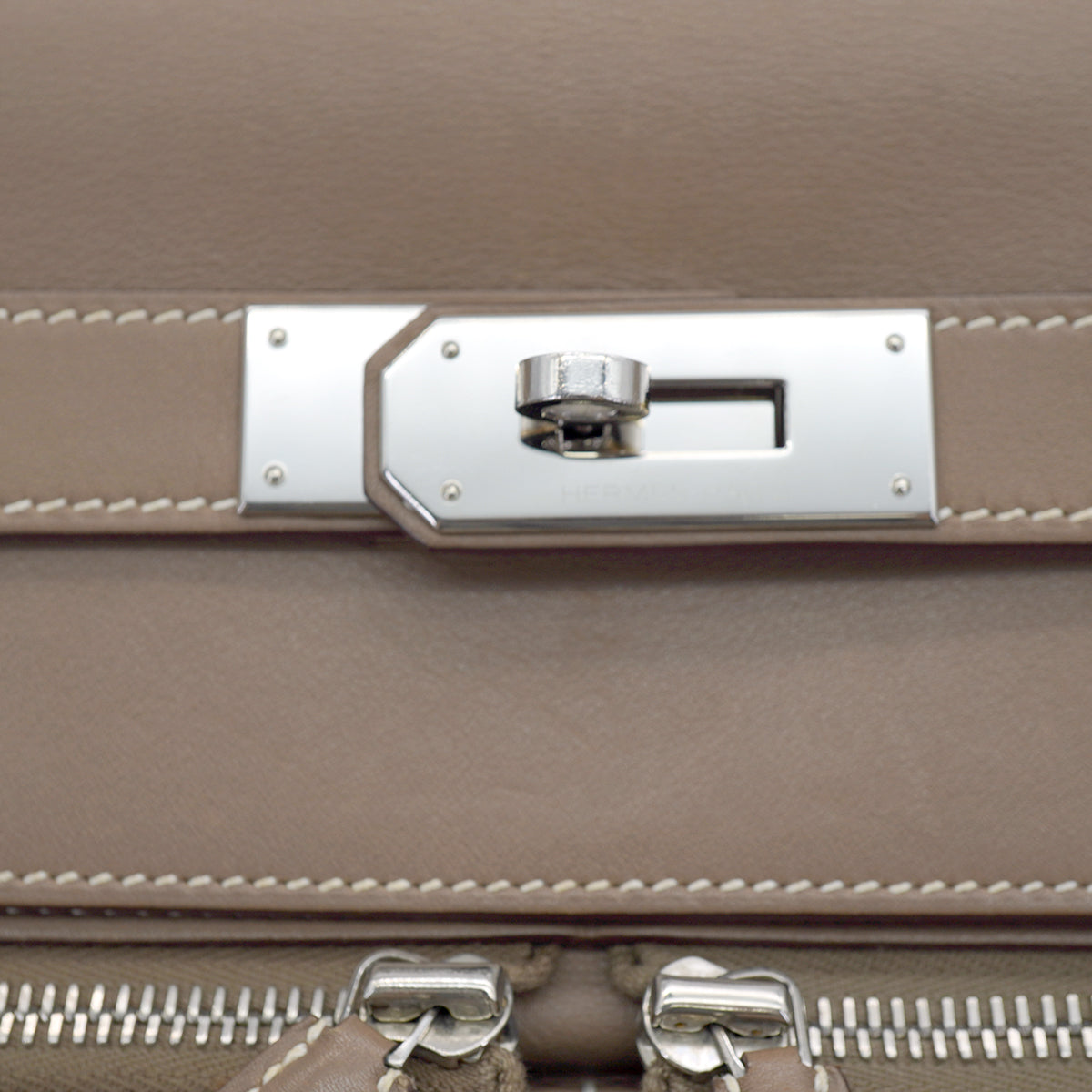 HERMES KELLY LAKIS 40 RETOURNE ETOUPE VEAU SWIFT HAND SHOULDER BAG 2011 SQUARE O PALLADIUM HARDWARE 90331849