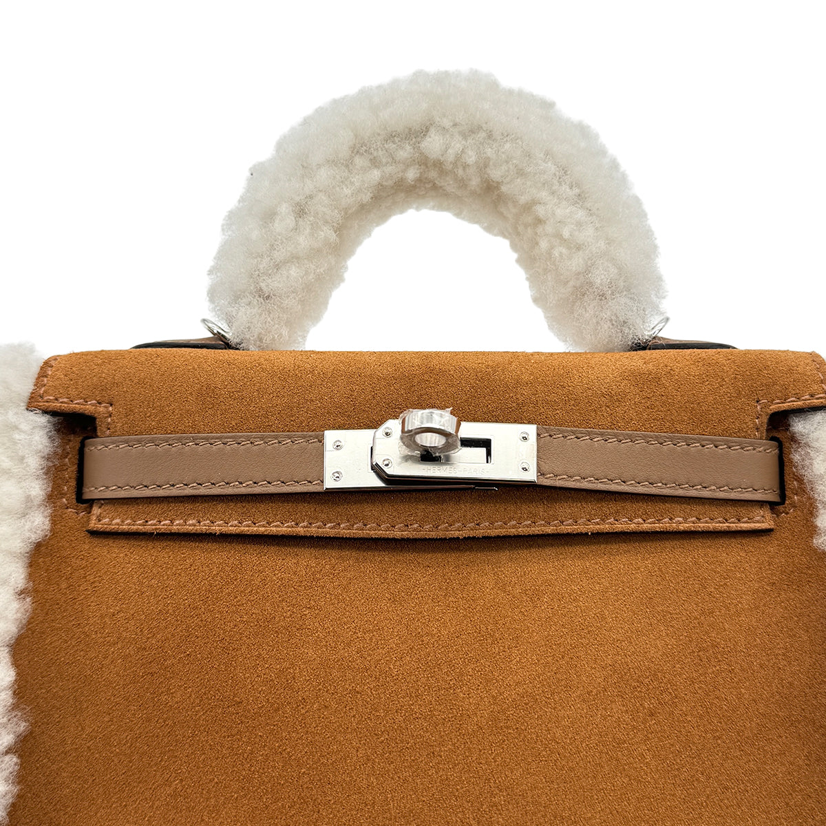 HERMES MINI KELLY 20 TEDDY PLUCH CHAMOIS ECRU ALEZAN GRIZZLY MOUTON VEAU SWIFT HAND SHOULDER BAG 2025 K STAMP PALLADIUM HARDWARE 90319690