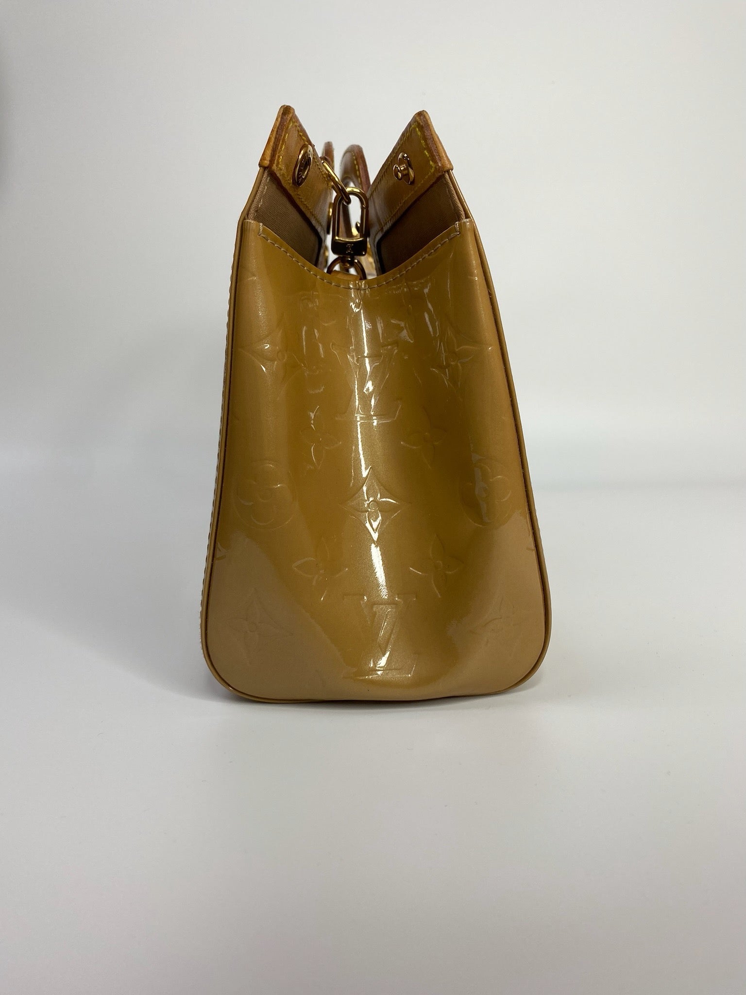 Louis Vuitton Vernis patent leather handbag detail