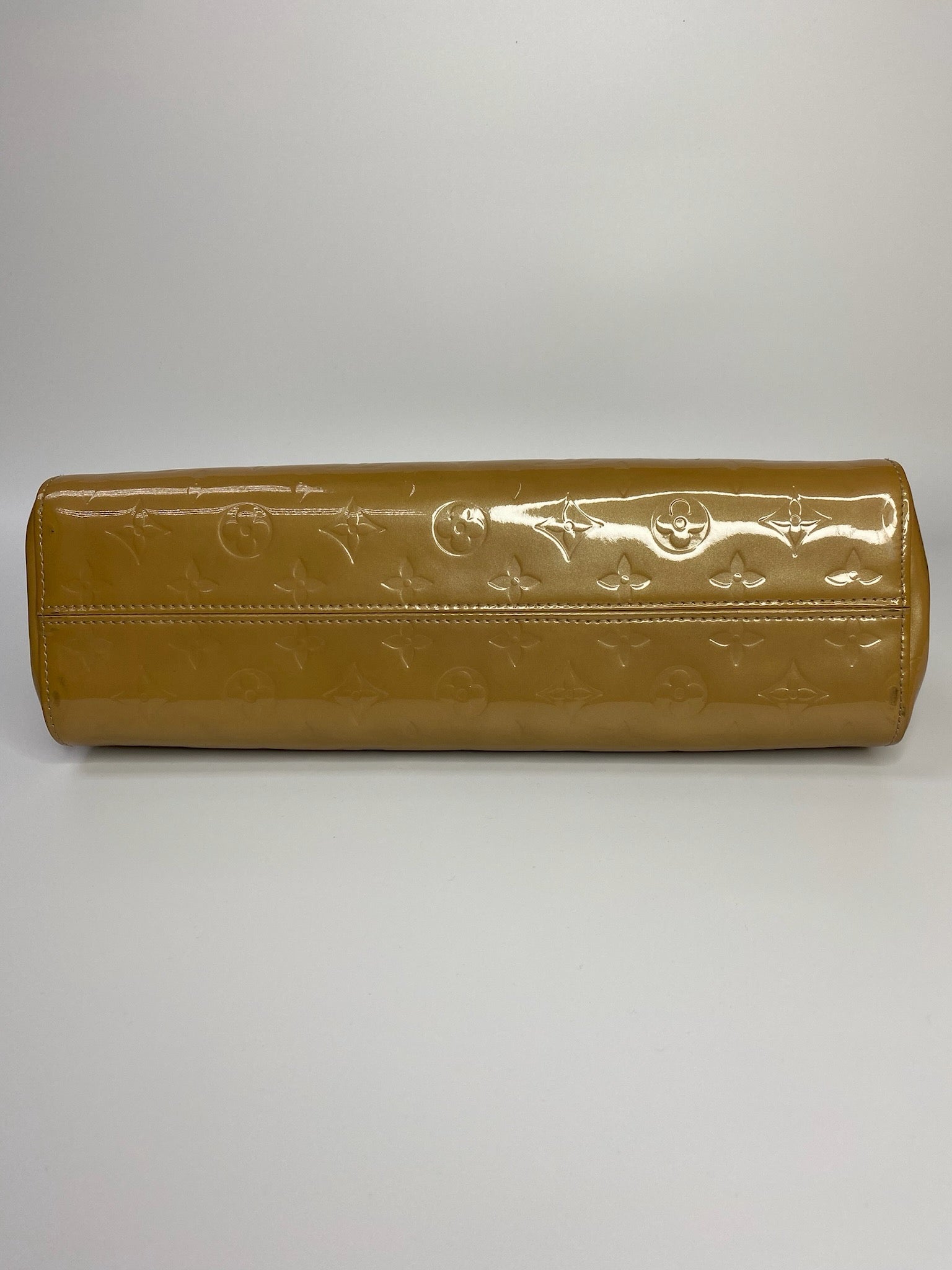 Louis Vuitton Vernis patent leather handbag detail