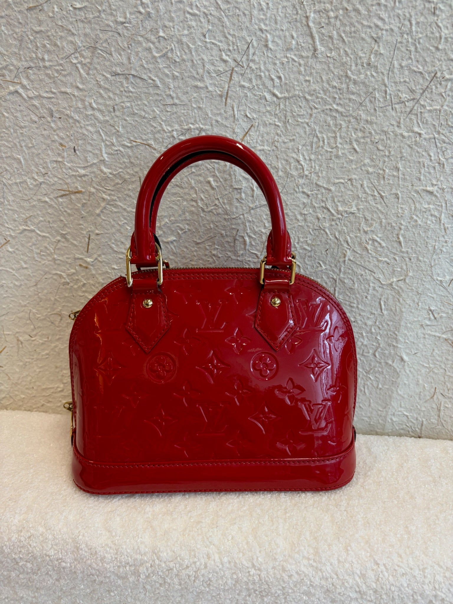 Louis Vuitton Alma BB red image 2