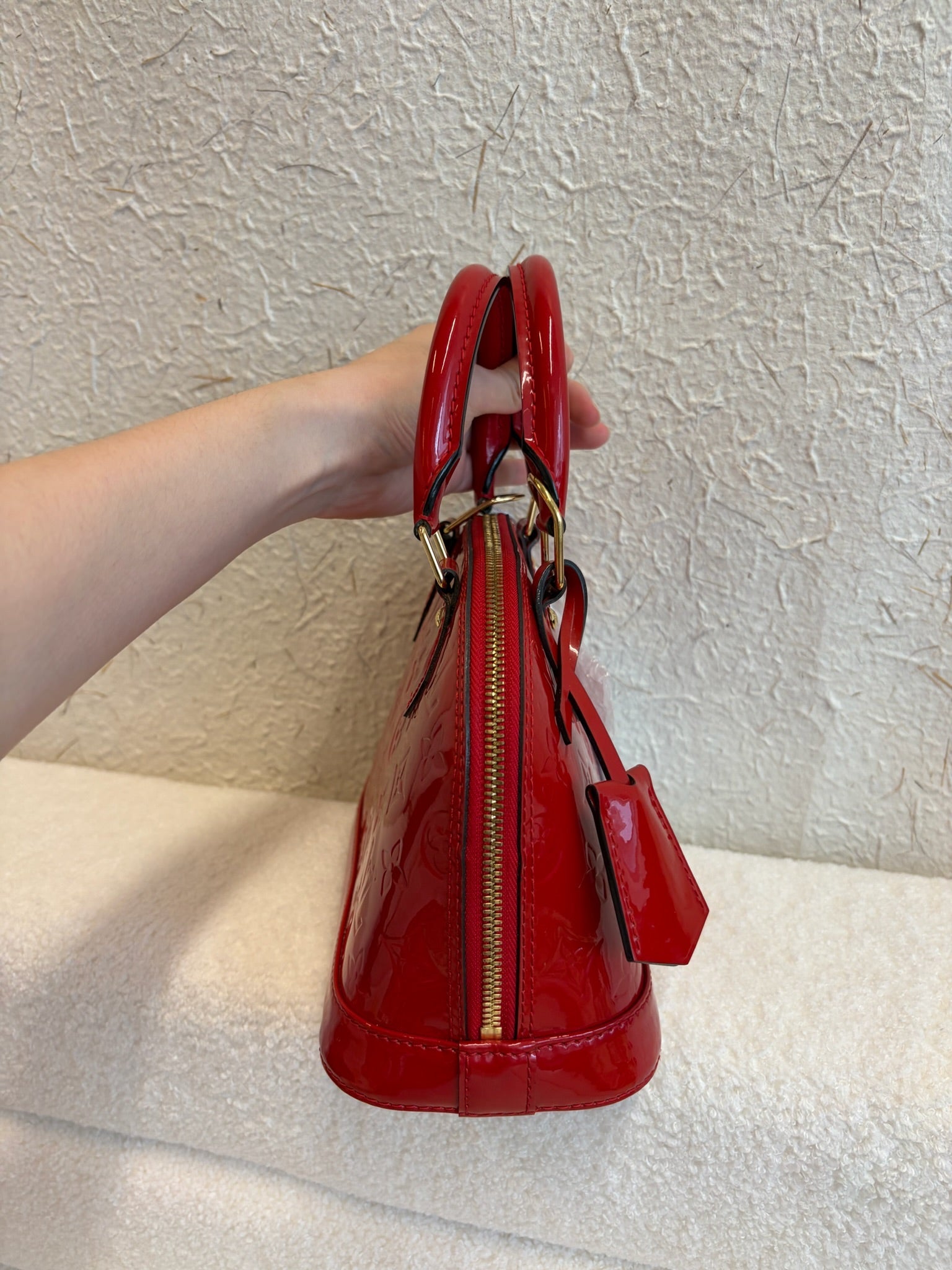 Louis Vuitton Alma BB red image 3