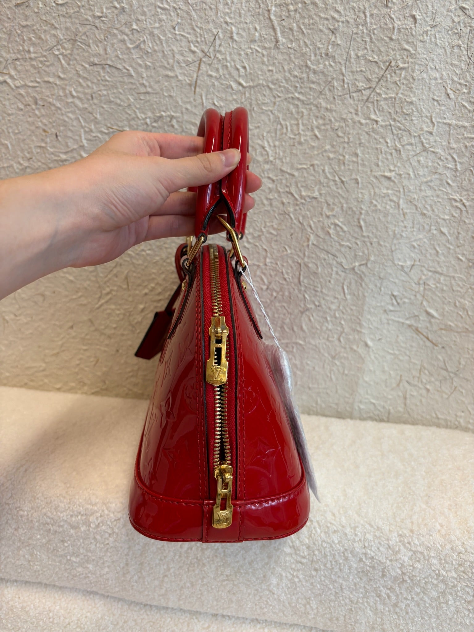 Louis Vuitton Alma BB red image 4