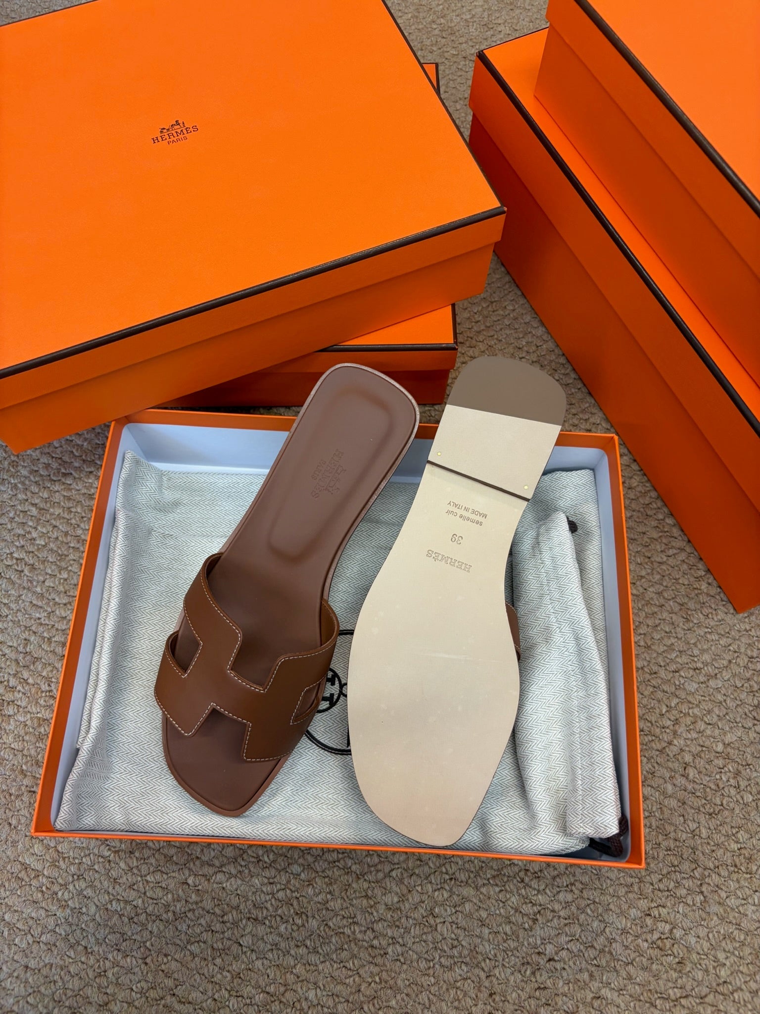 Hermes Oran sandal brown size 39 sole size view
