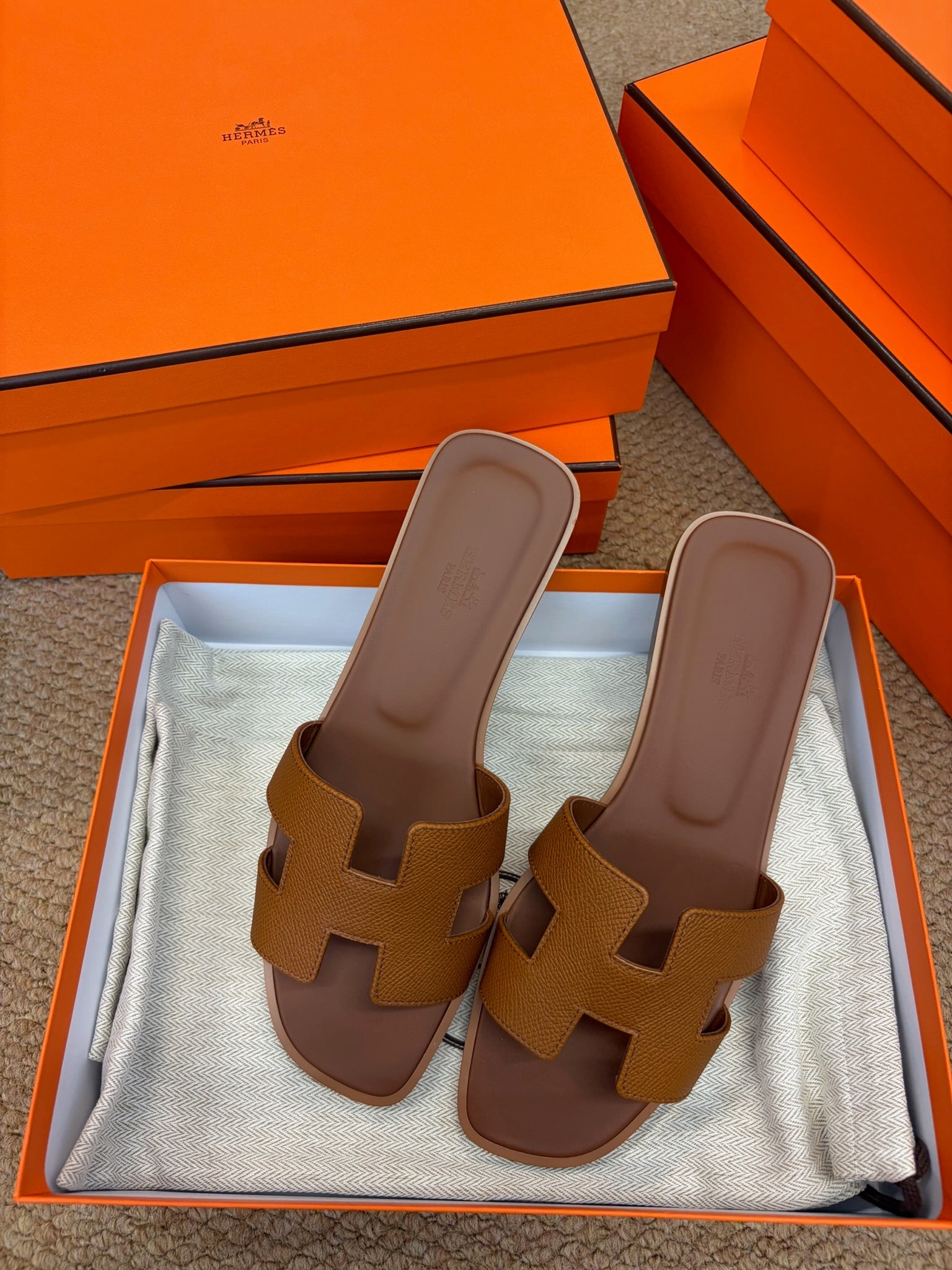 Hermes Oran sandal gold brown size 39 main view