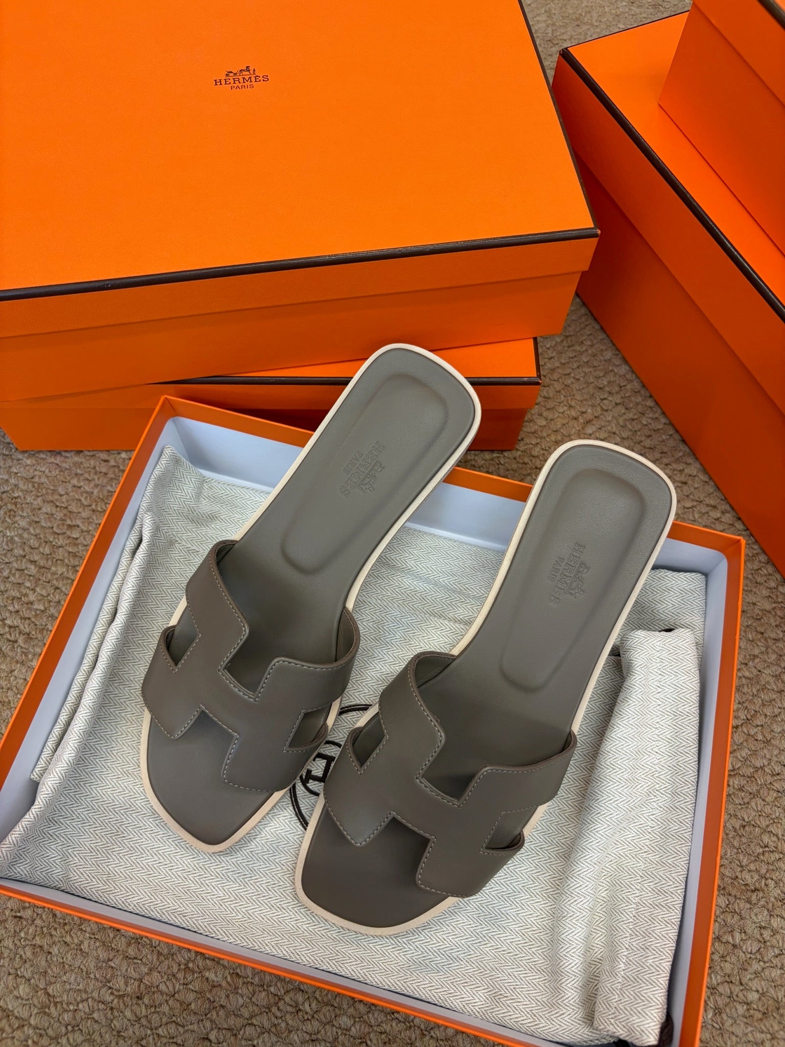 Hermes Oran sandal grey white size 38 main view