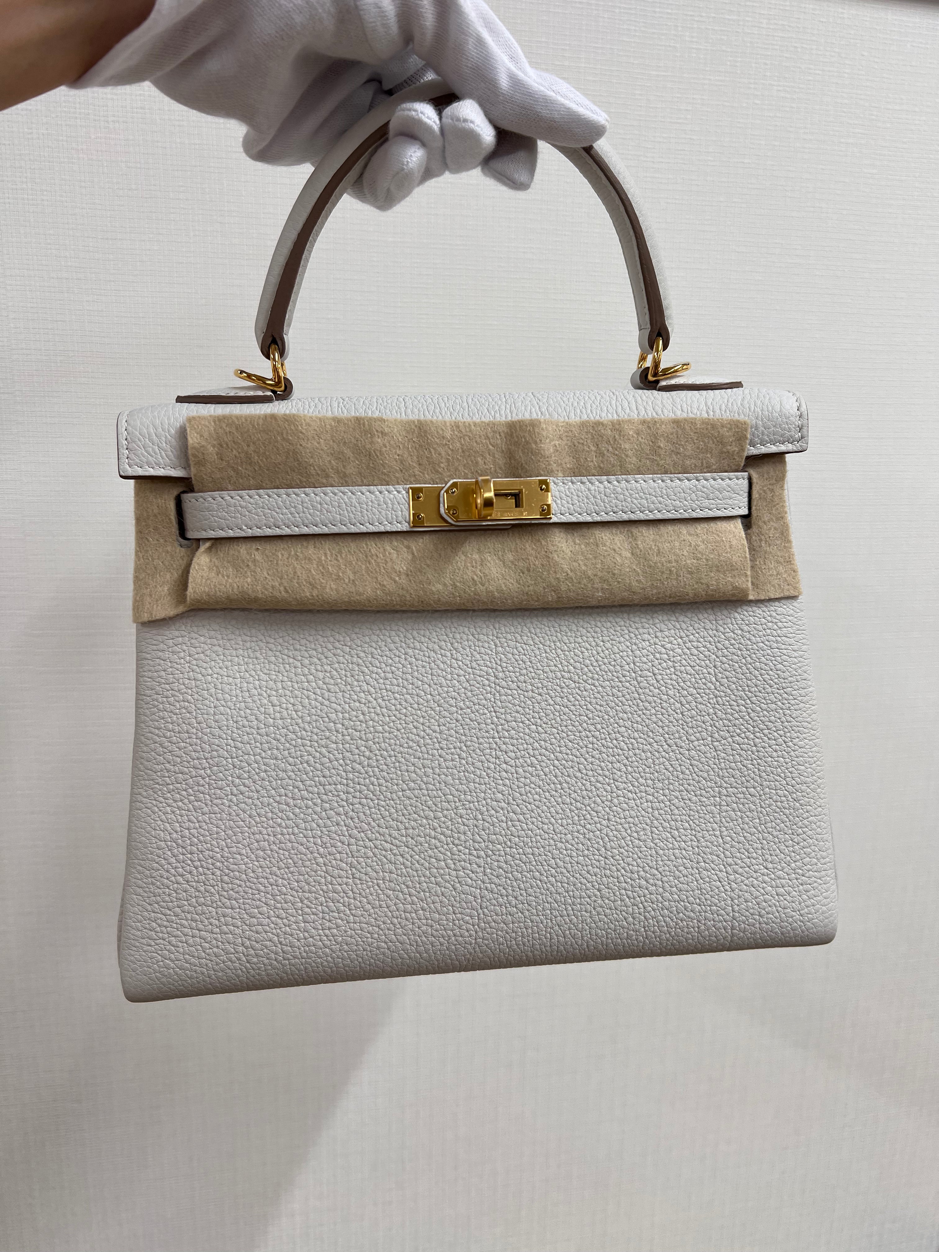 **Hermes Kelly 25 Gris Pale Togo GHW #W SKCB-110621