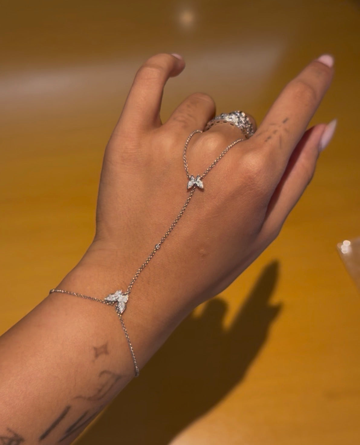Handchain in 18K - D 0.20ct 1031155 JJC6663