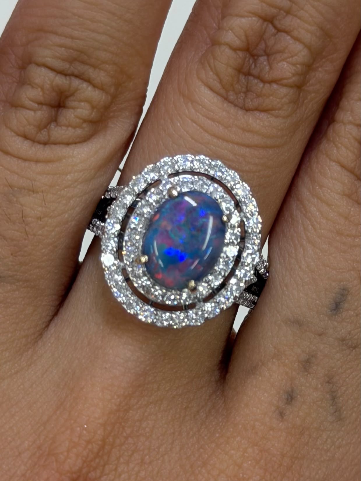Opal Ring 1.73 + D1.28 in 18K (JJ10824) JJC1397