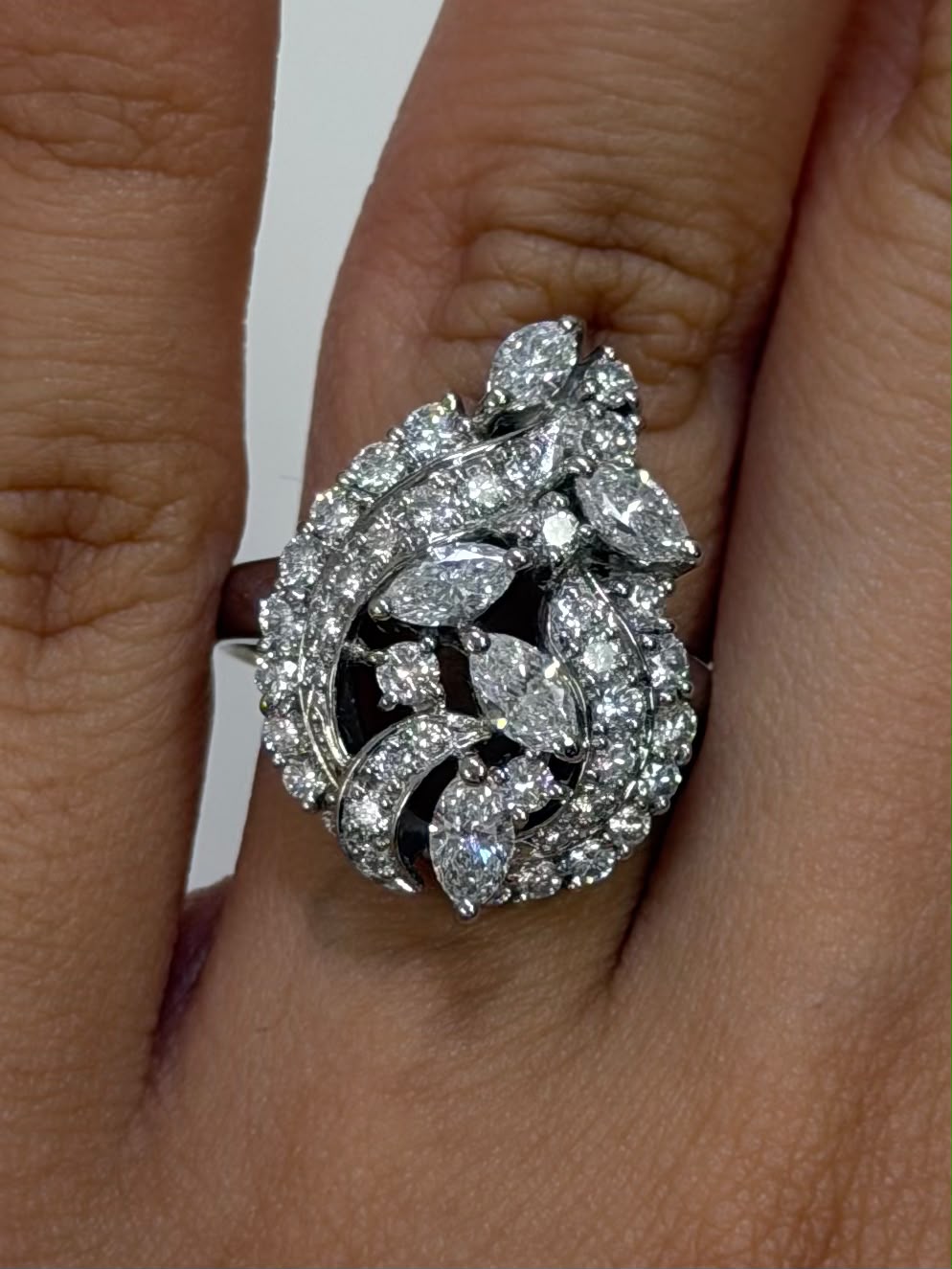 Diamond Ring 1.68 cluster in Pt900 (JJ6091) JJC1424