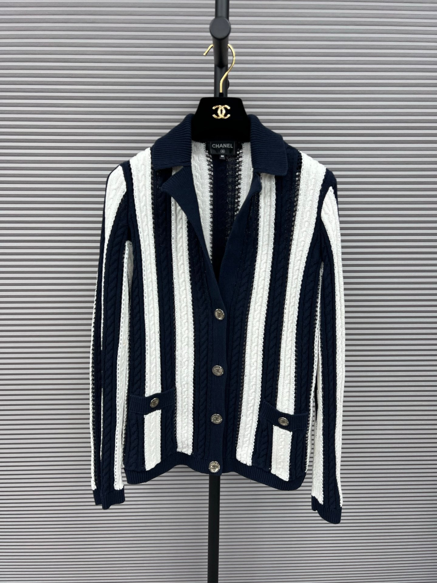 CHANEL STRIPE CARDIGAN NAVY WHITE FT102371