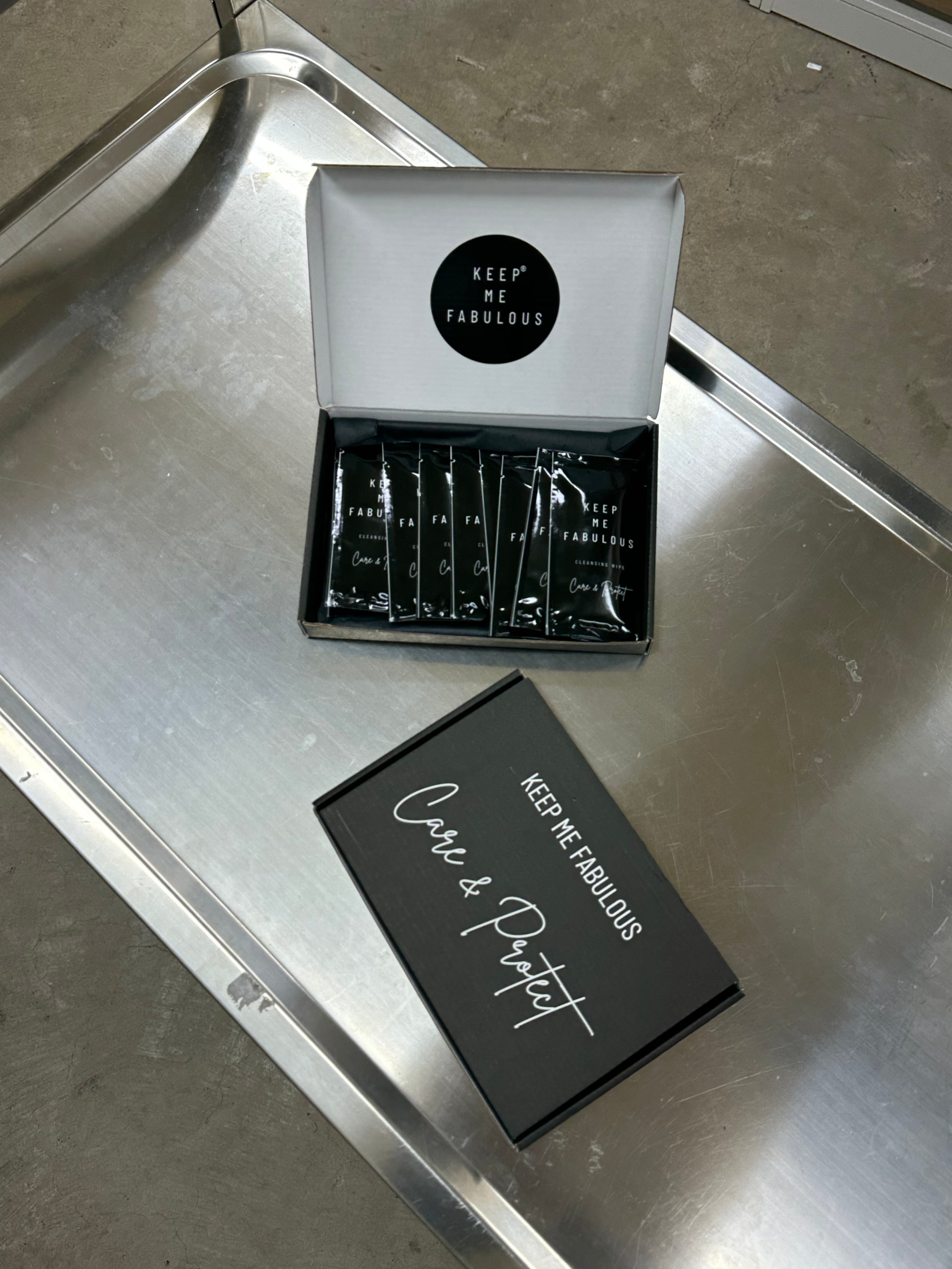 KEEP ME FABULOUS HANDBAG AND SHOE CLEANING WIPES - APL0014