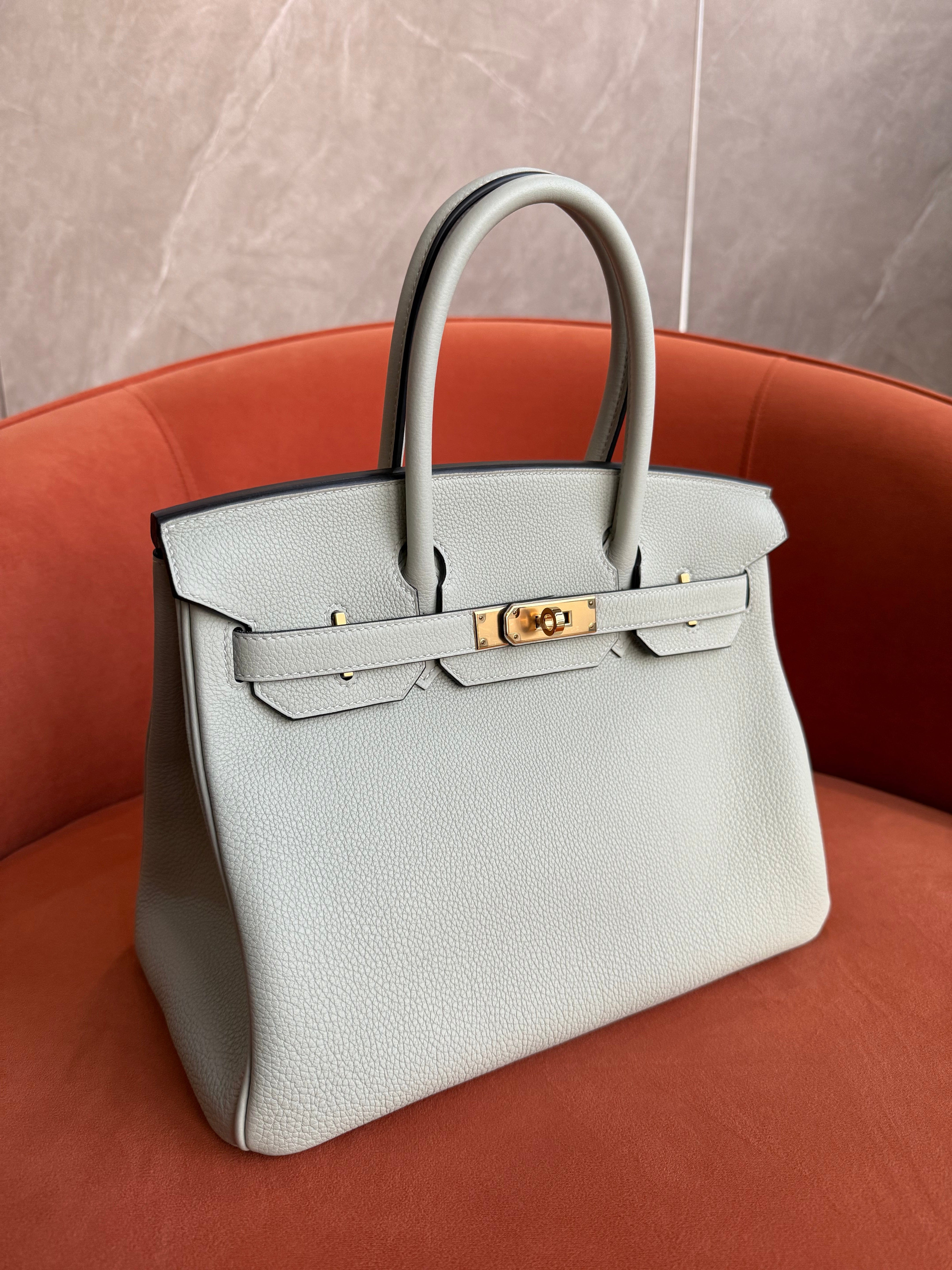 *LONDON LOCATED* HERMÈS BIRKIN 30CM GRIS NEVE Togo Leather with Gold Hardware