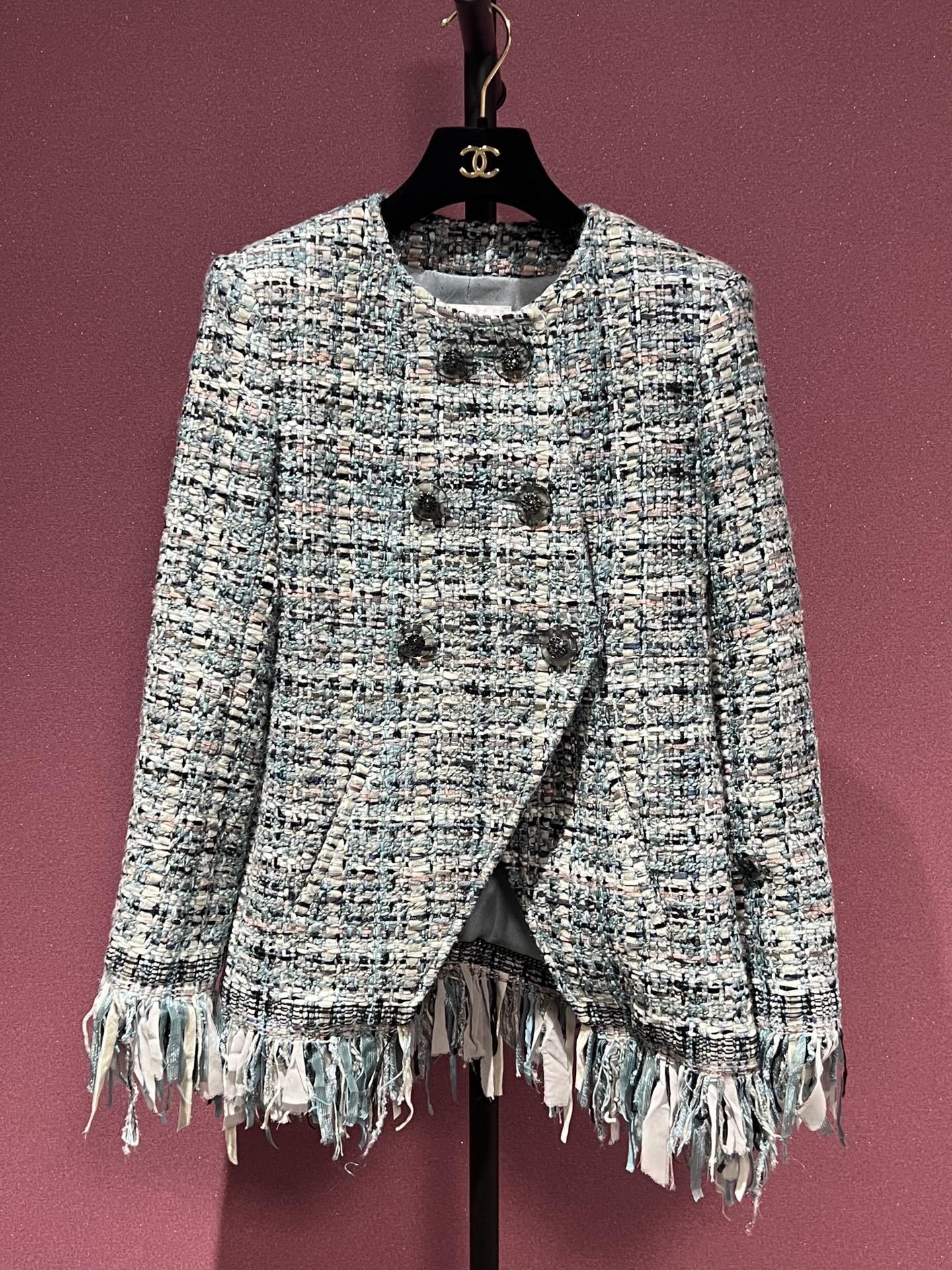CHANEL 2017 METROPOLITAN JACKET 38 FT102117