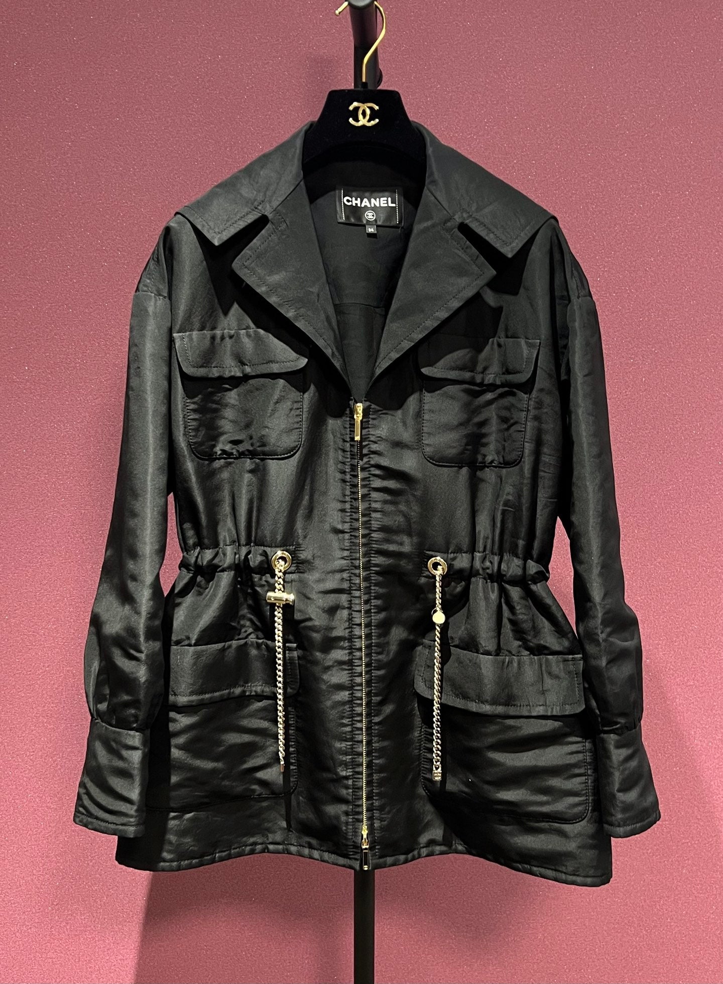 CHANEL BLACK WINDBREAKER FT102100