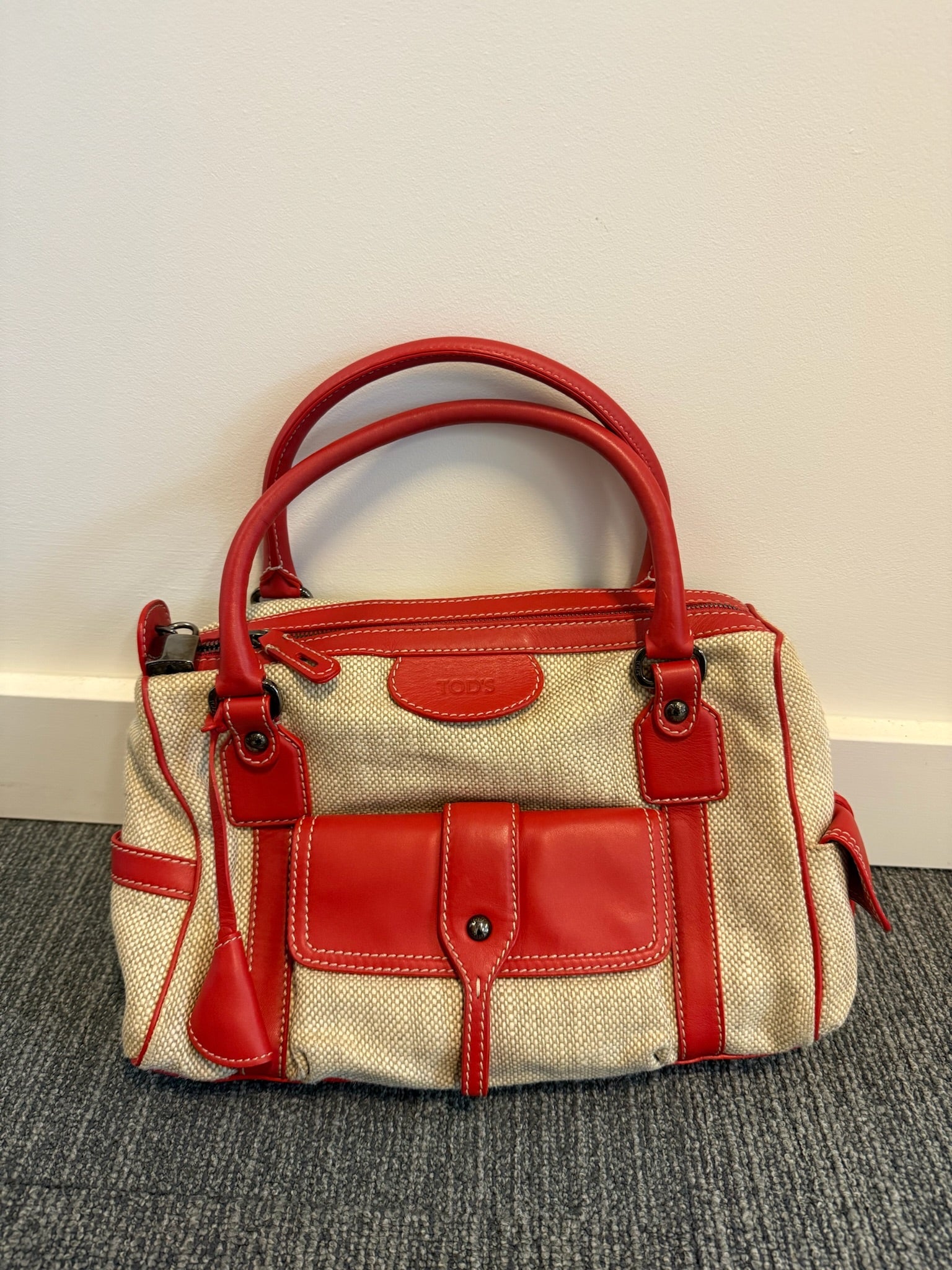 Tod’s Beige and Red Top Handle Bag
