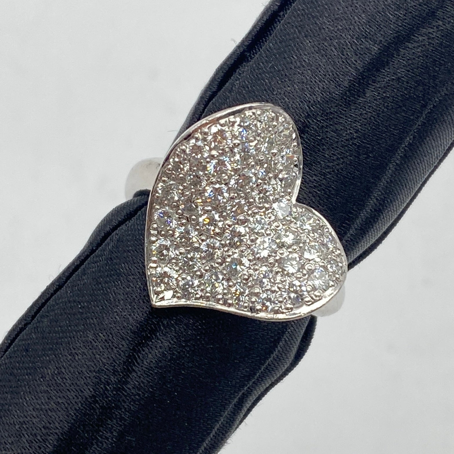Pt900 Diamond Ring D1.02 US6 57780