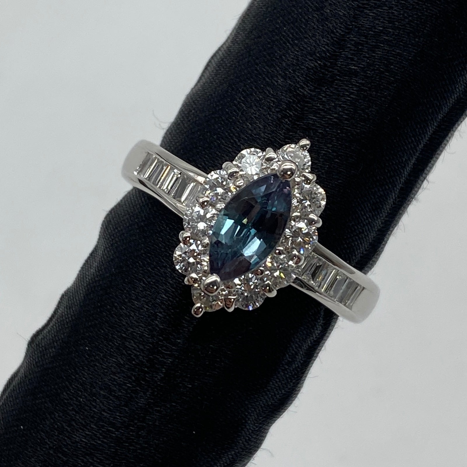 Pt900 Alexandrite Ring AX0.85 GIASorting US7.75 58319