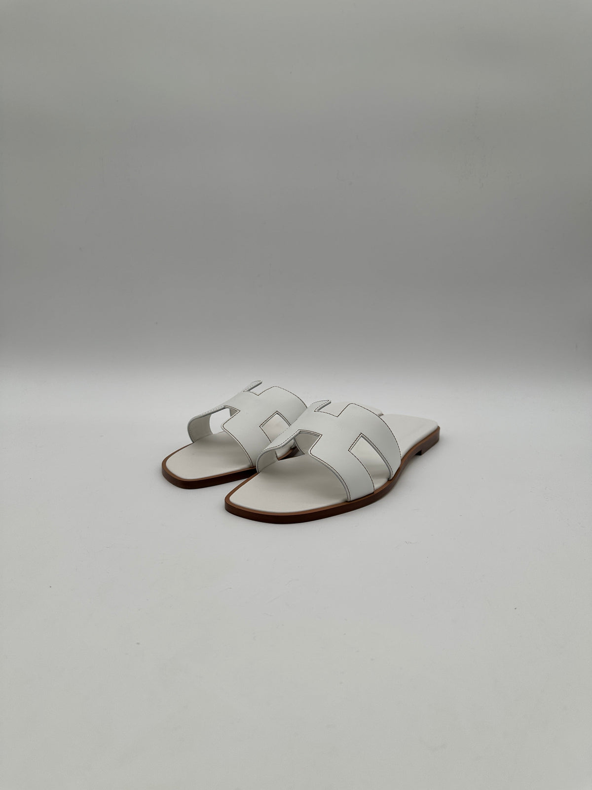 Hermès Oran Sandal Veau Box Blanc