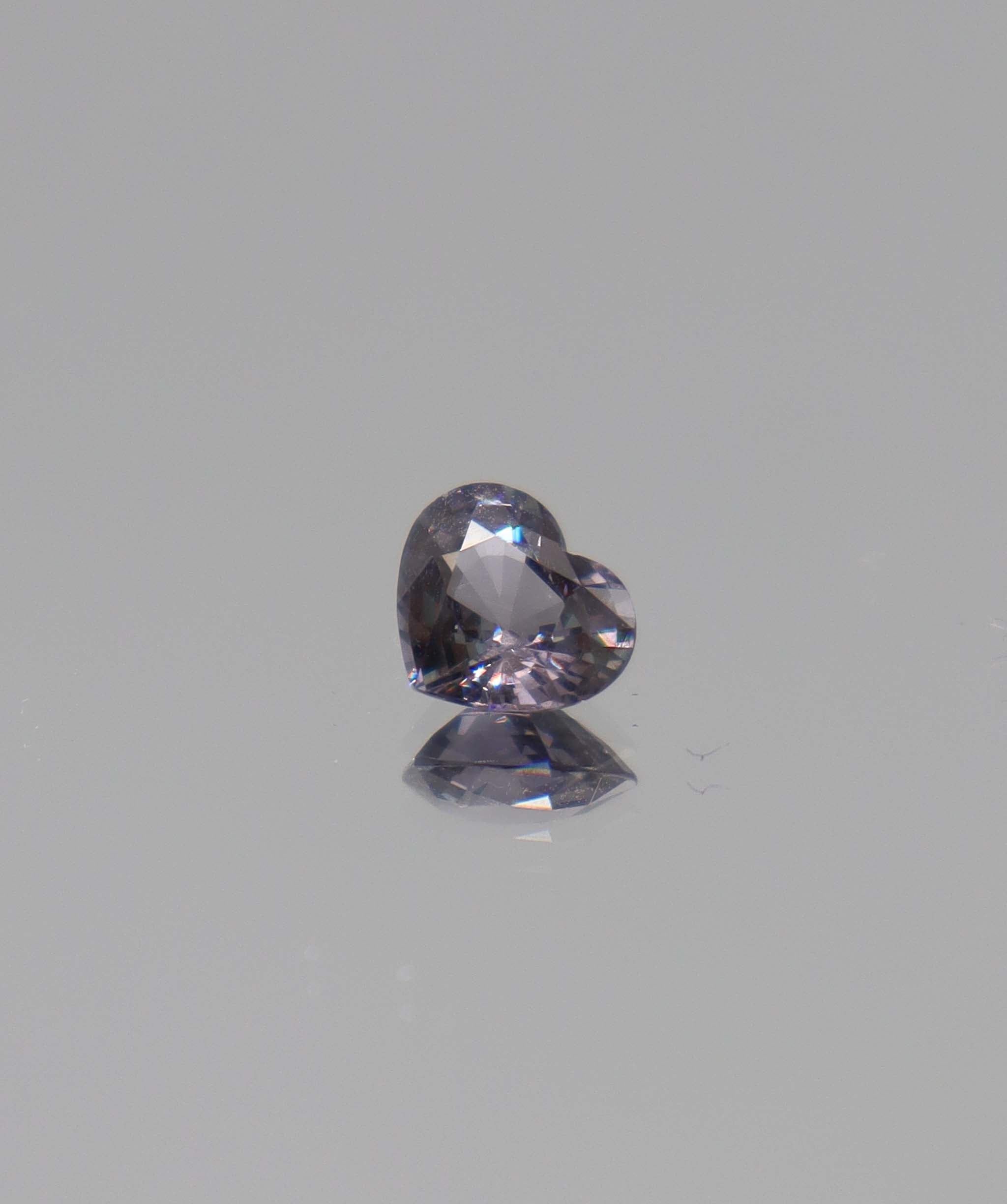 1.10ct Silver Spinel Heart DXBCS1583