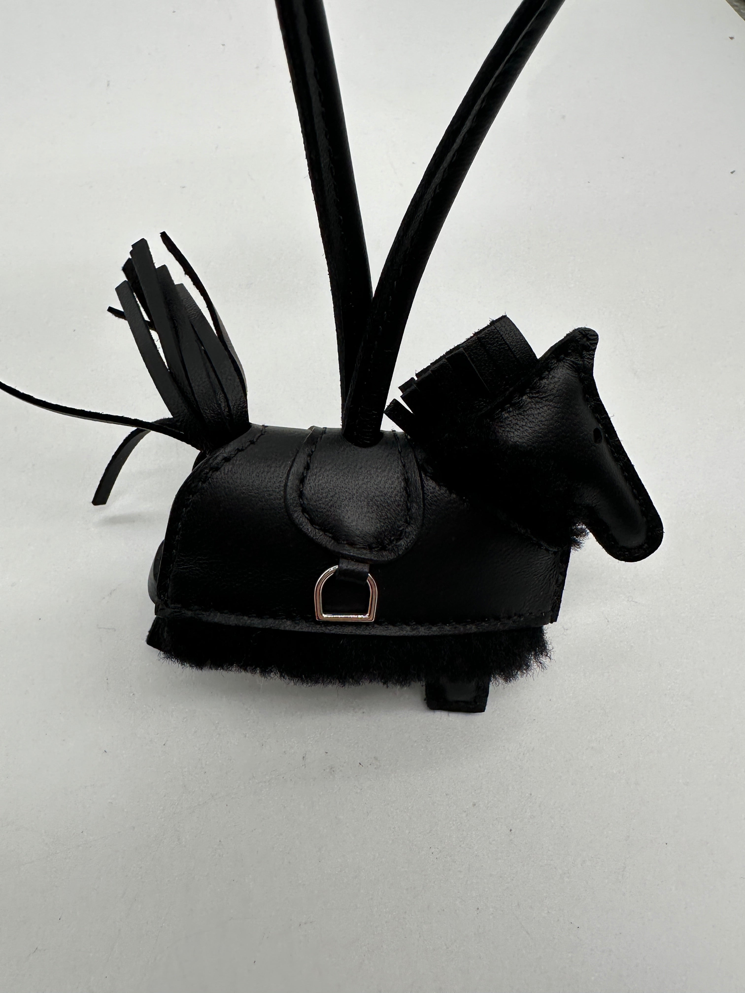 Rodeo Robeo Plush PM charm Noir
