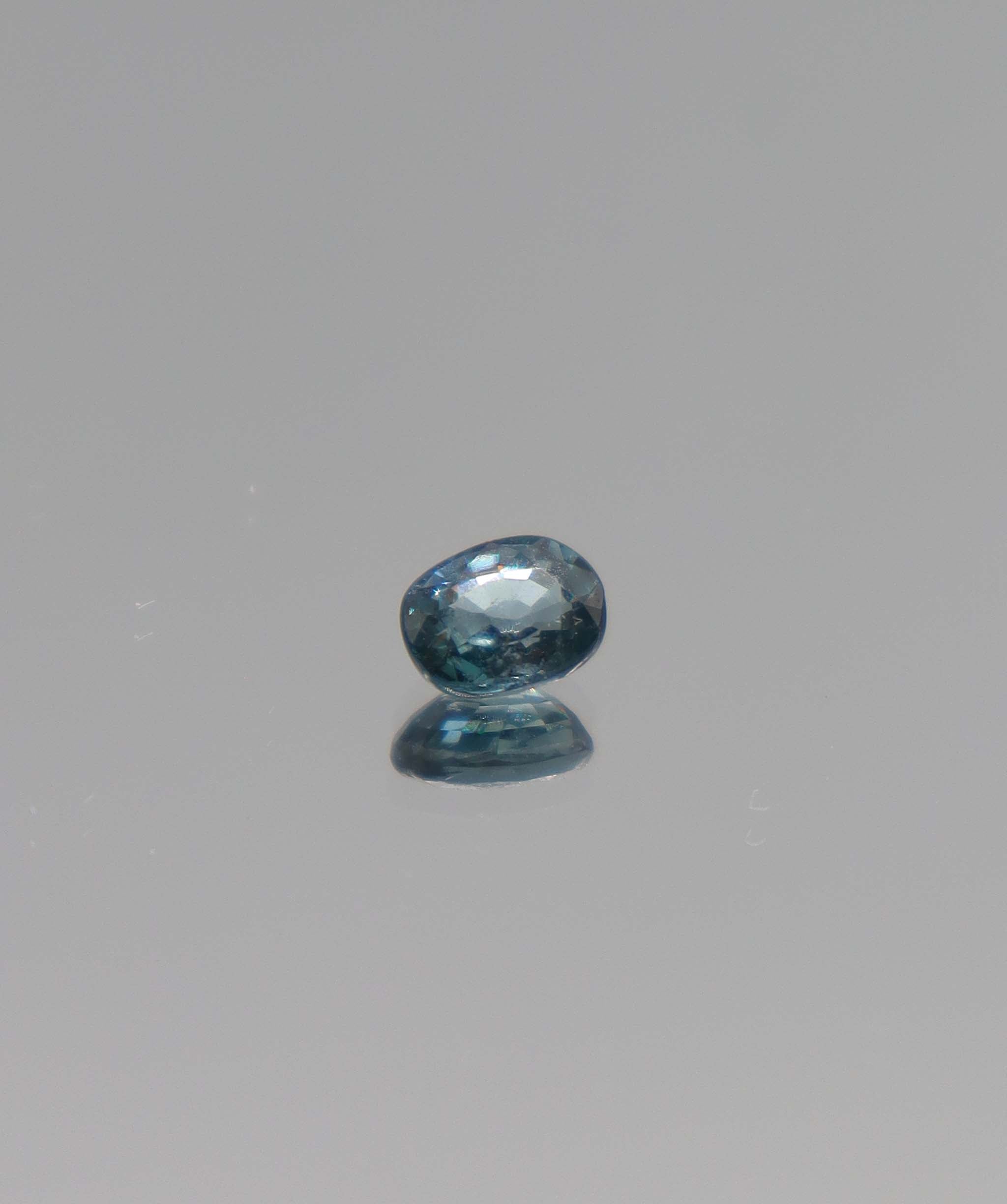0.79ct Blue Spinel Oval DXBCS1574