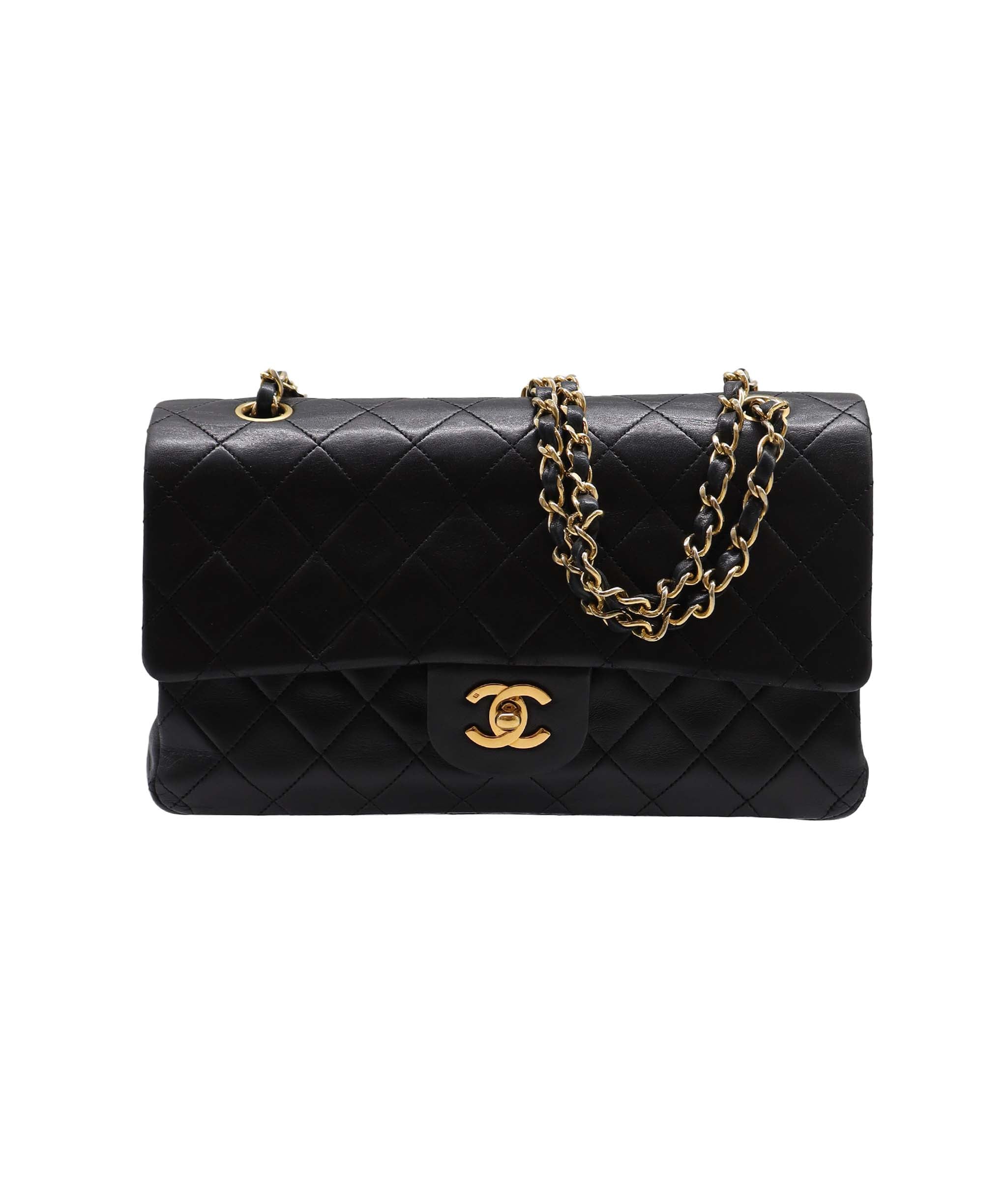 CHANEL VINTAGE CLASSIC FLAP MEDIUM CHAIN SHOULDER BAG BLACK LAMB SKIN 90261811 DXBS2880