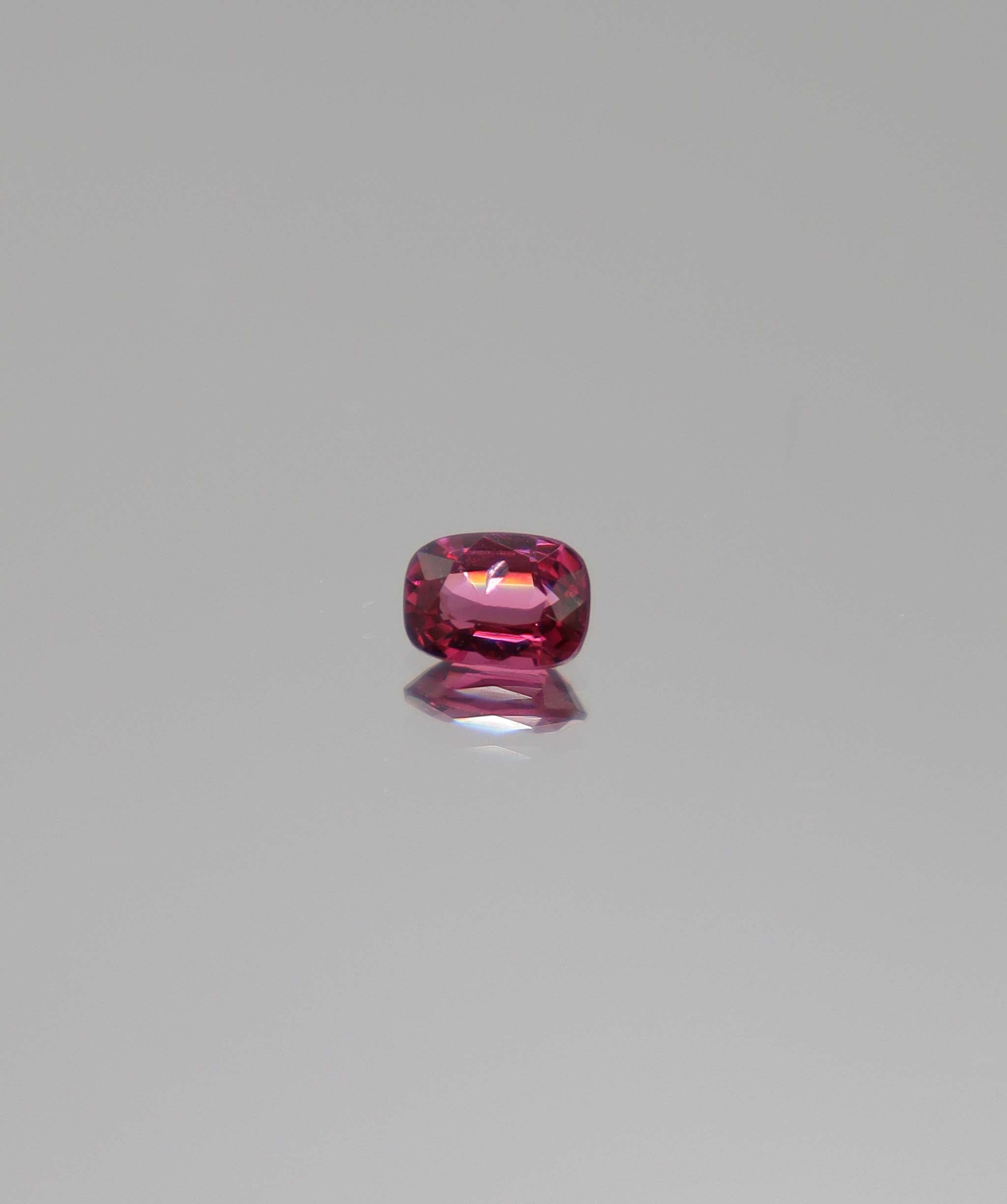 0.54ct Burma Red Spinel Cushion DXBCD1483