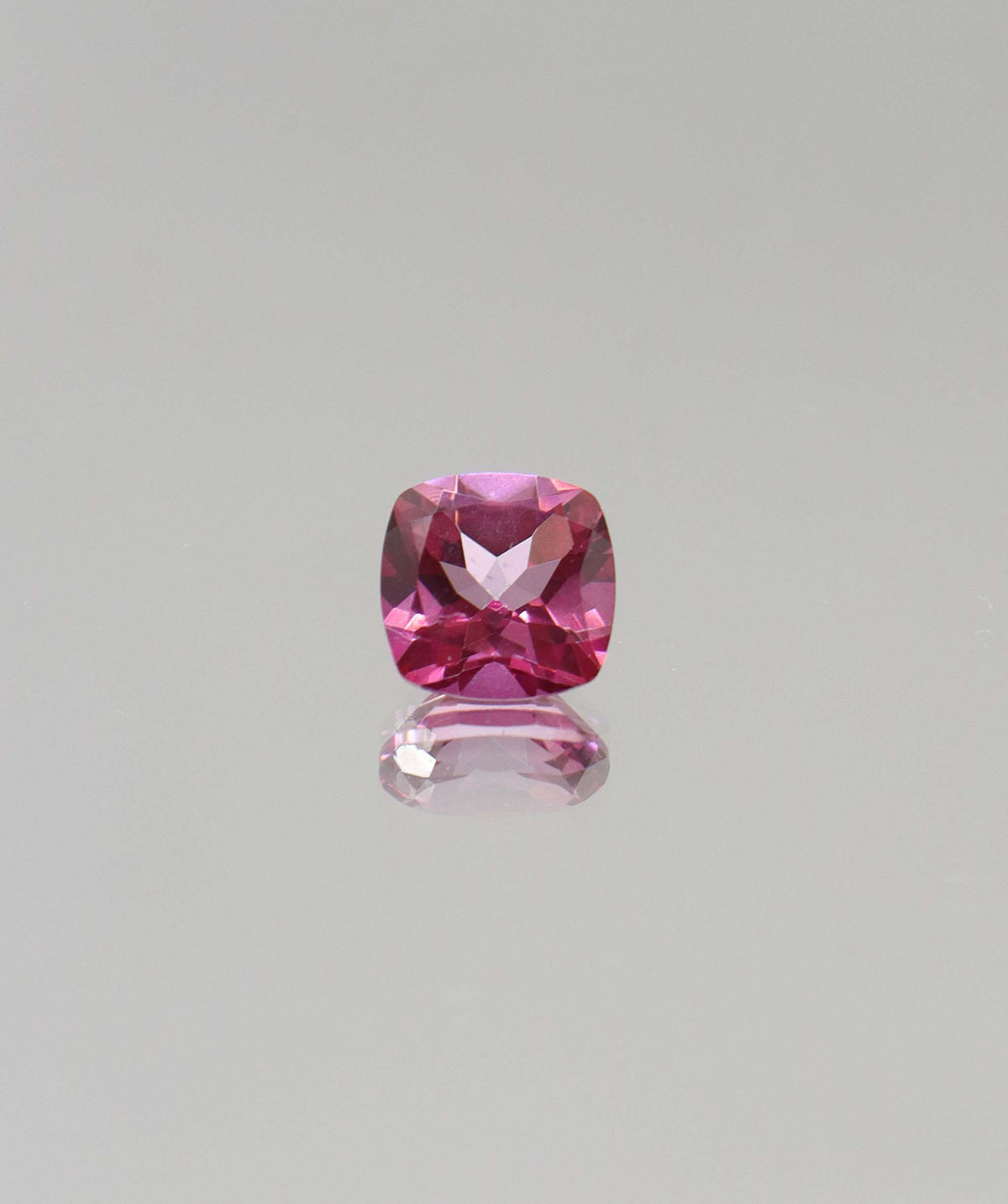 Pink topaz (price per 1 stone) DXBCS4197
